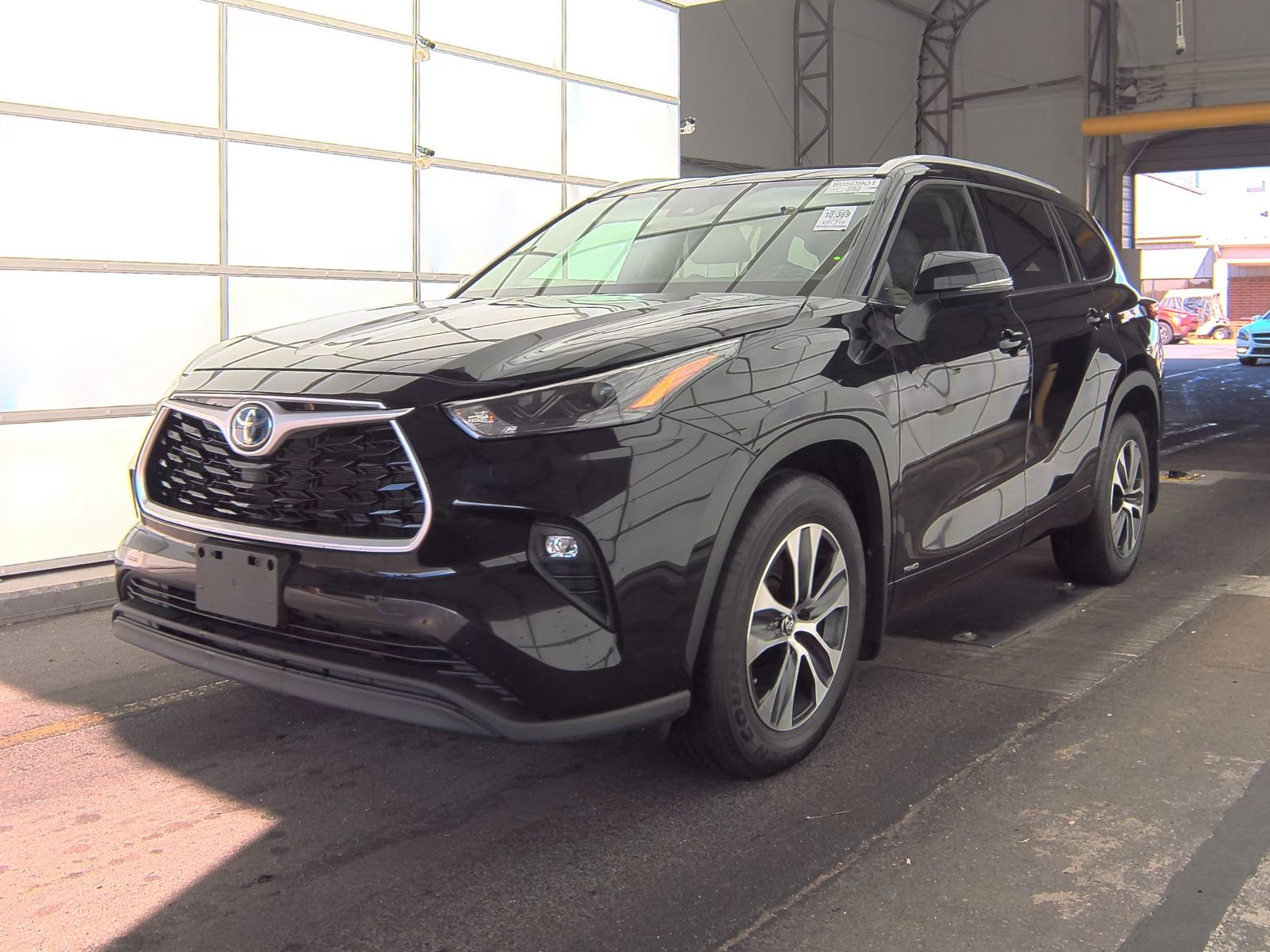 2022 Toyota Highlander Hybrid XLE