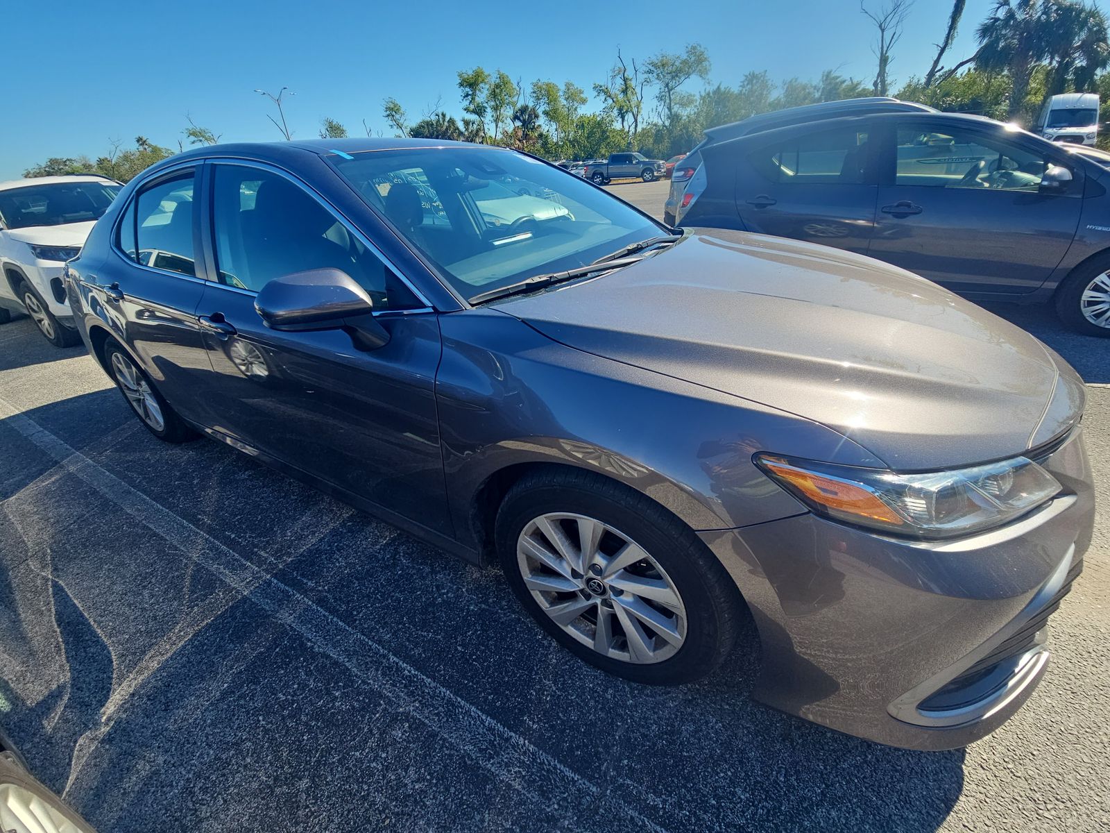 2022 Toyota Camry LE FWD