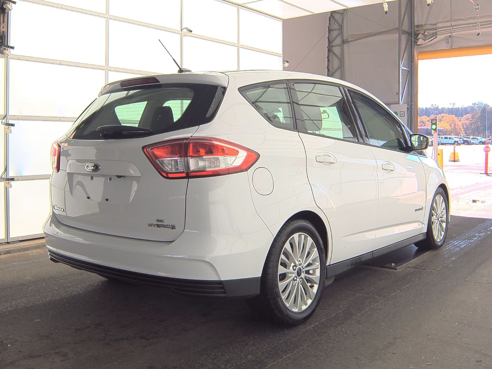 2017 Ford C-MAX Hybrid SE FWD