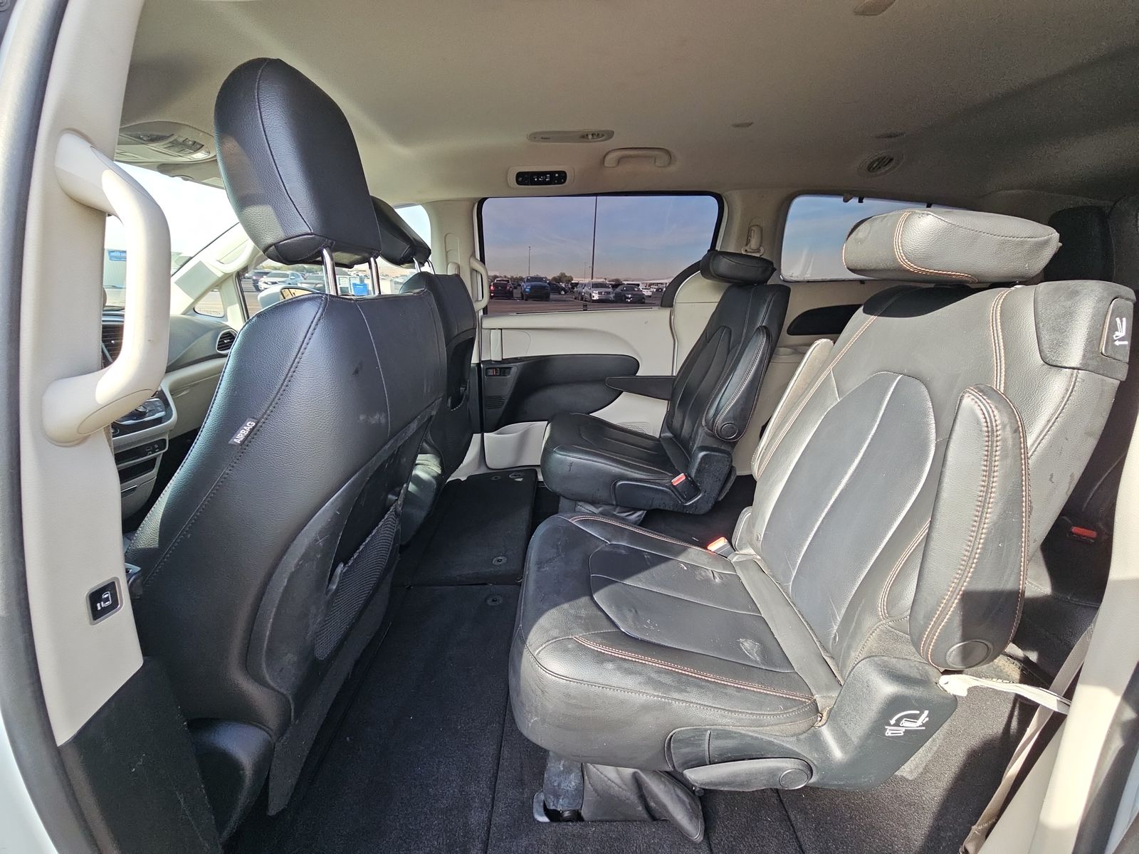 2017 Chrysler Pacifica Touring L FWD