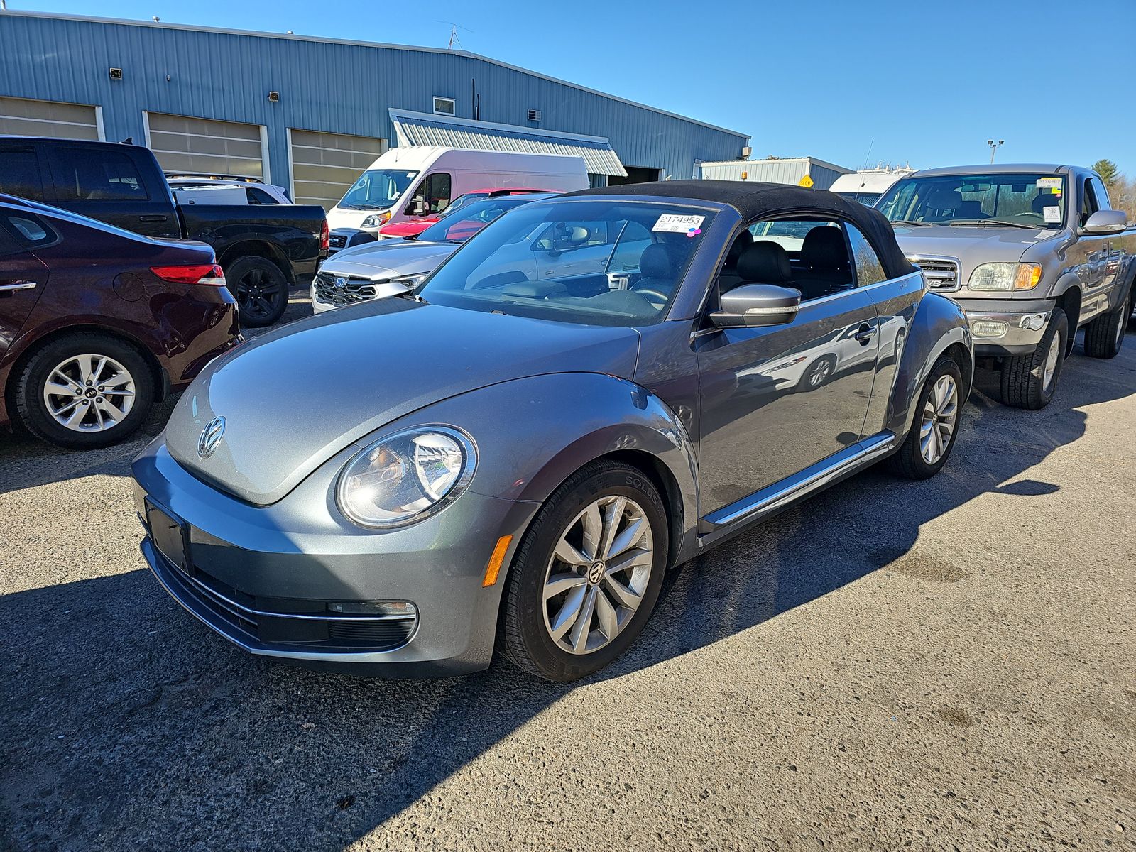 2014 Volkswagen Beetle 2.0L TDI FWD