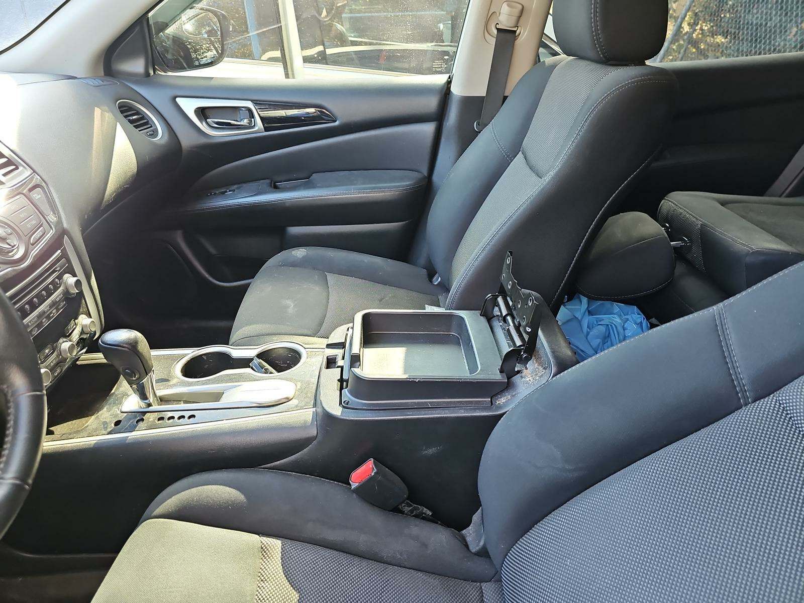 2018 Nissan Pathfinder SV FWD