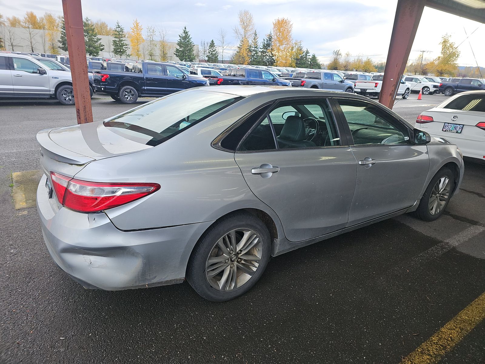 2017 Toyota Camry SE FWD