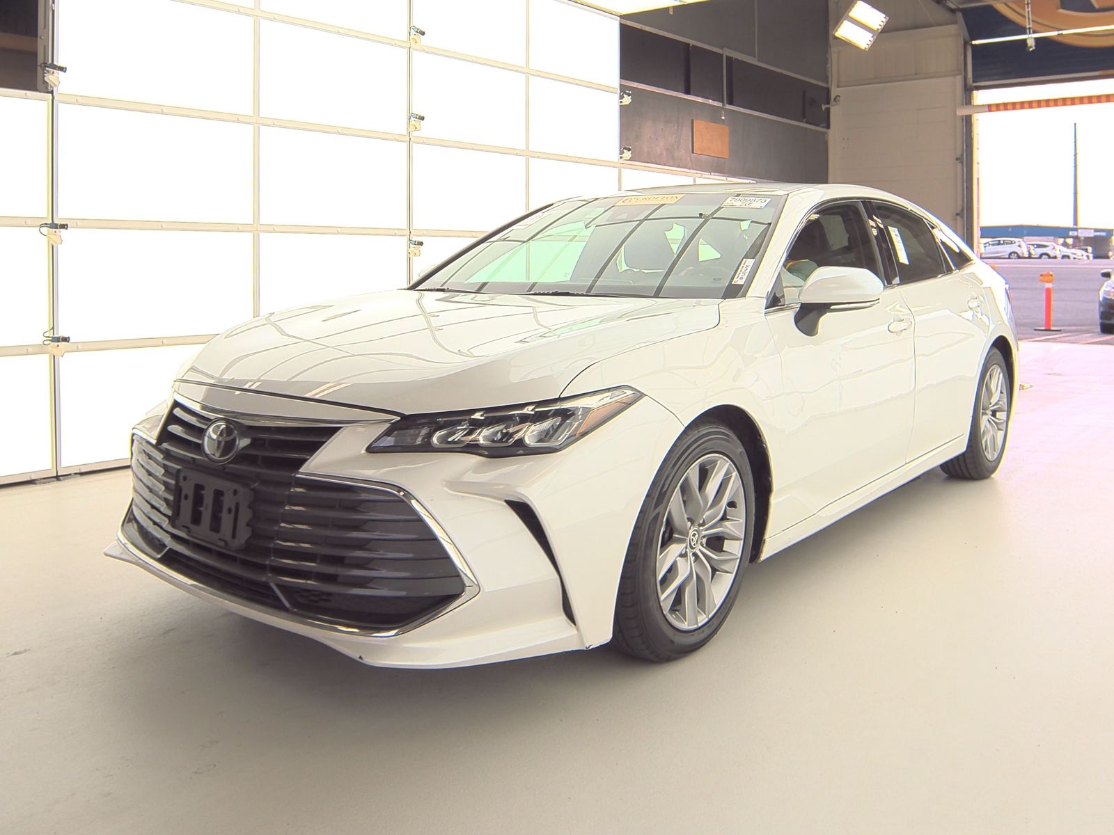 2022 Toyota Avalon XLE