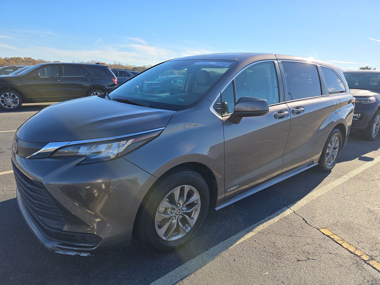 2021 Toyota Sienna LE 8-Passenger 120.5
