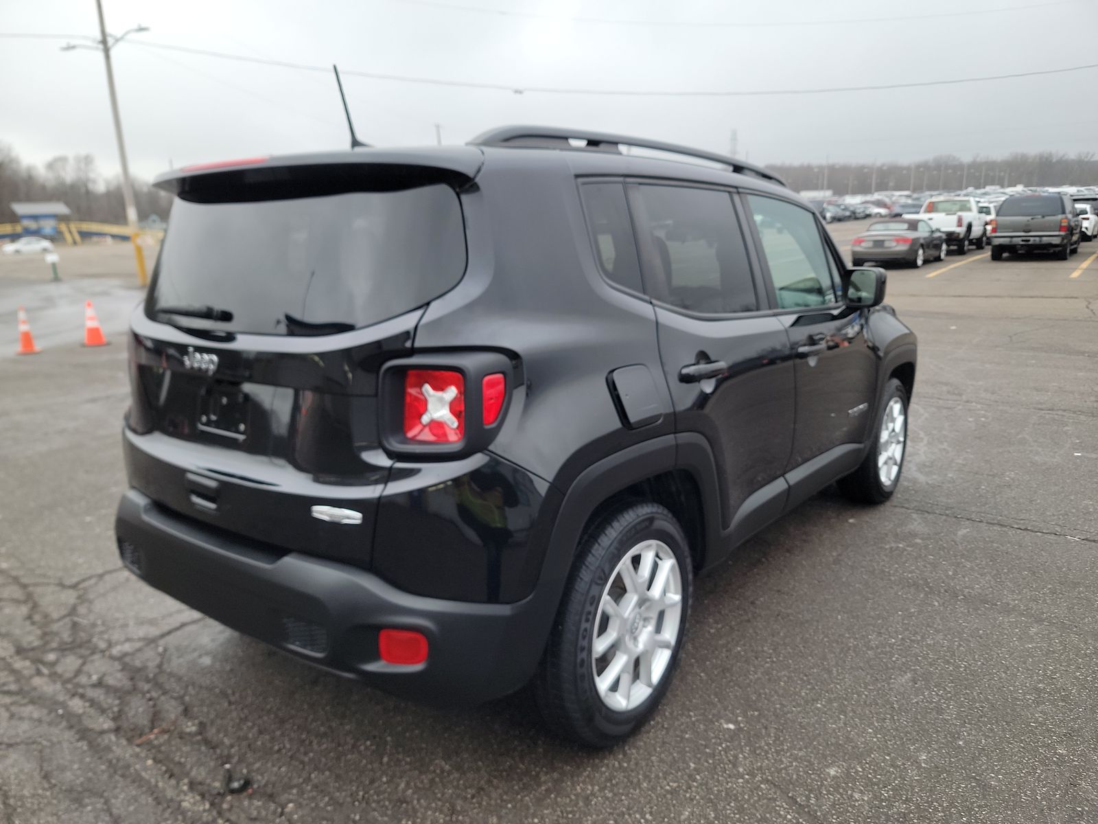 2019 Jeep Renegade Latitude FWD