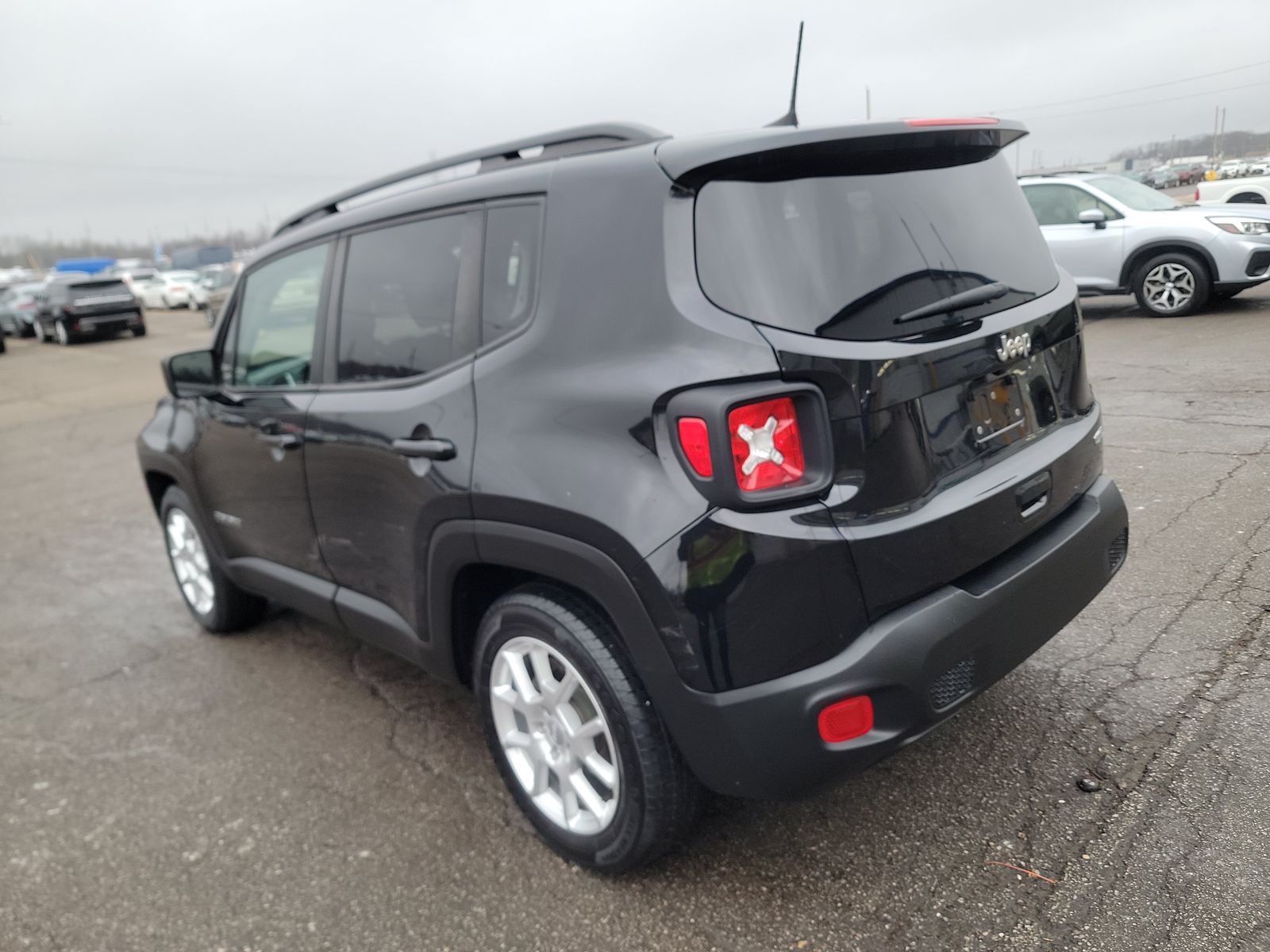 2019 Jeep Renegade Latitude FWD