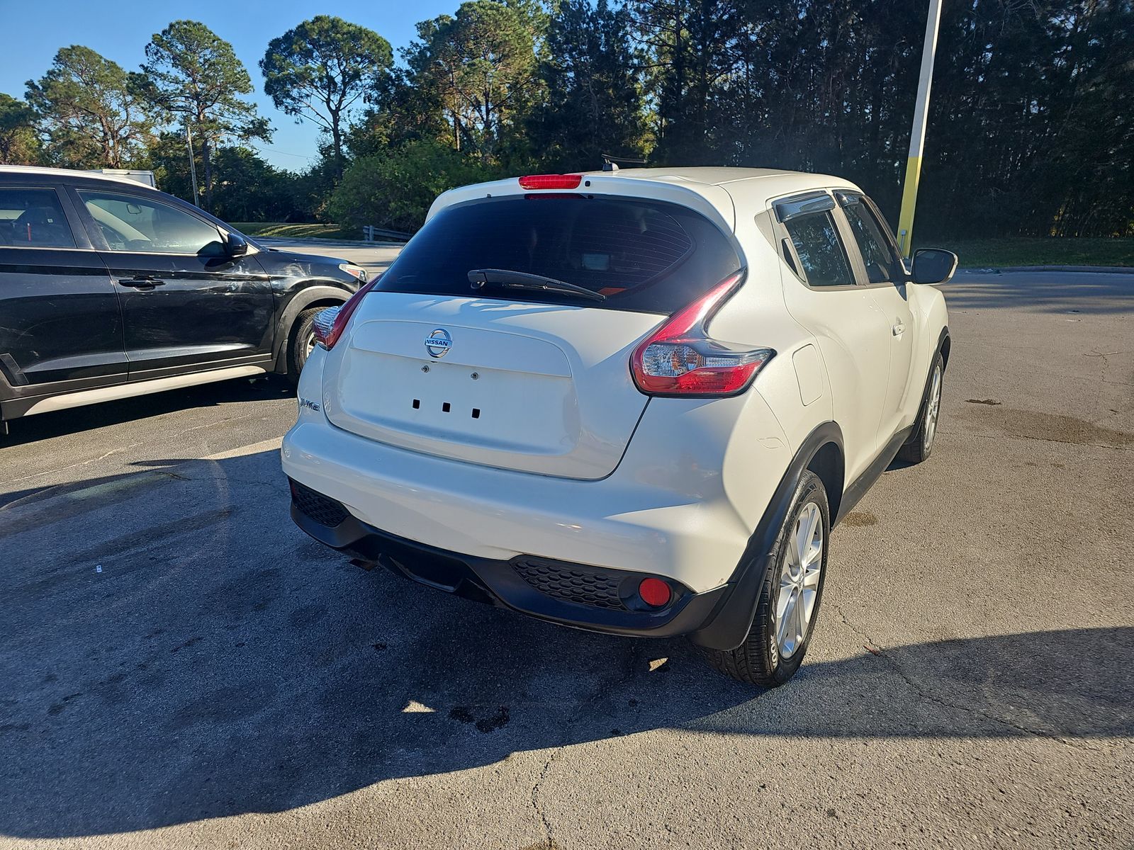 2017 Nissan JUKE S FWD