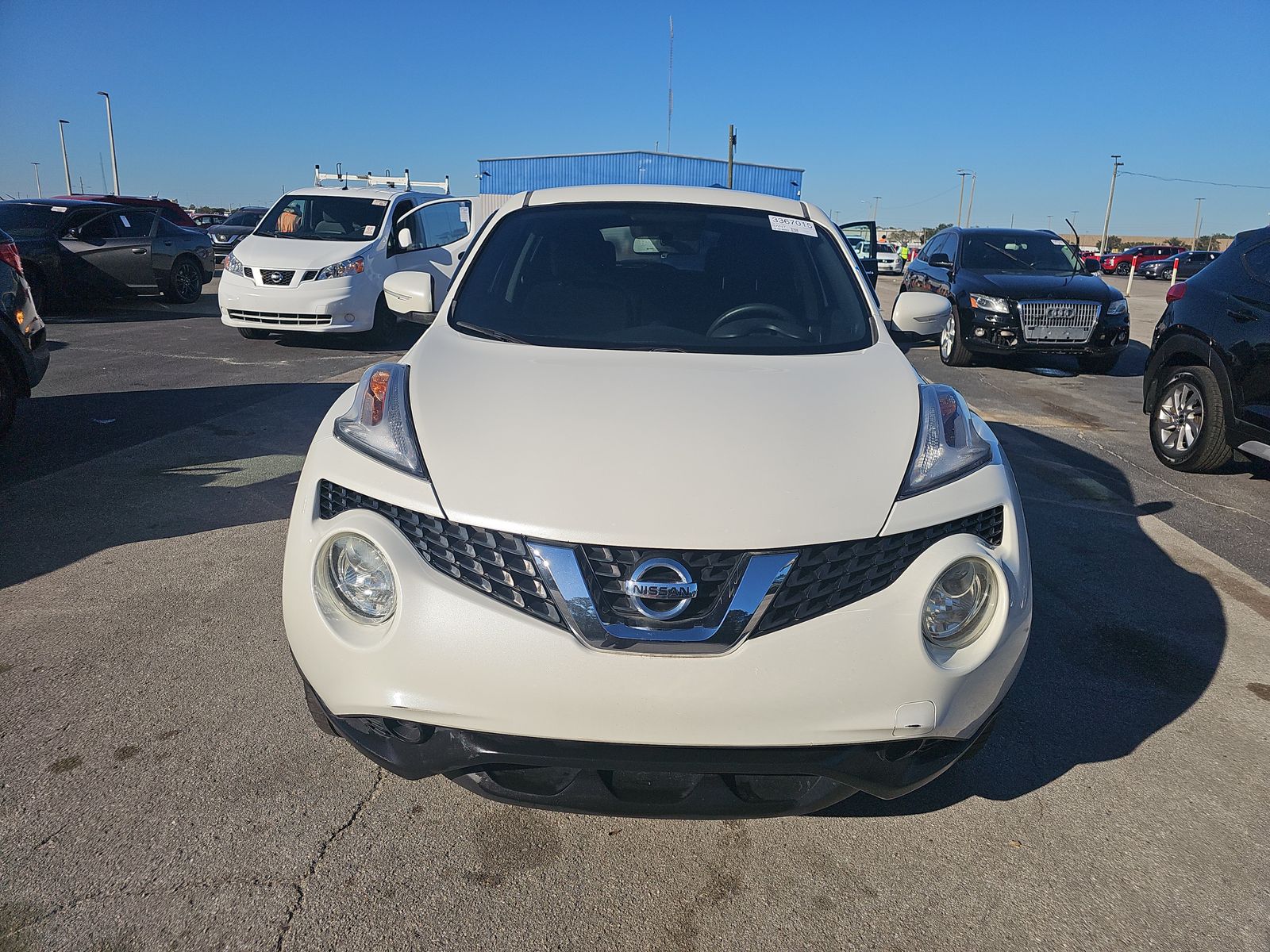 2017 Nissan JUKE S FWD