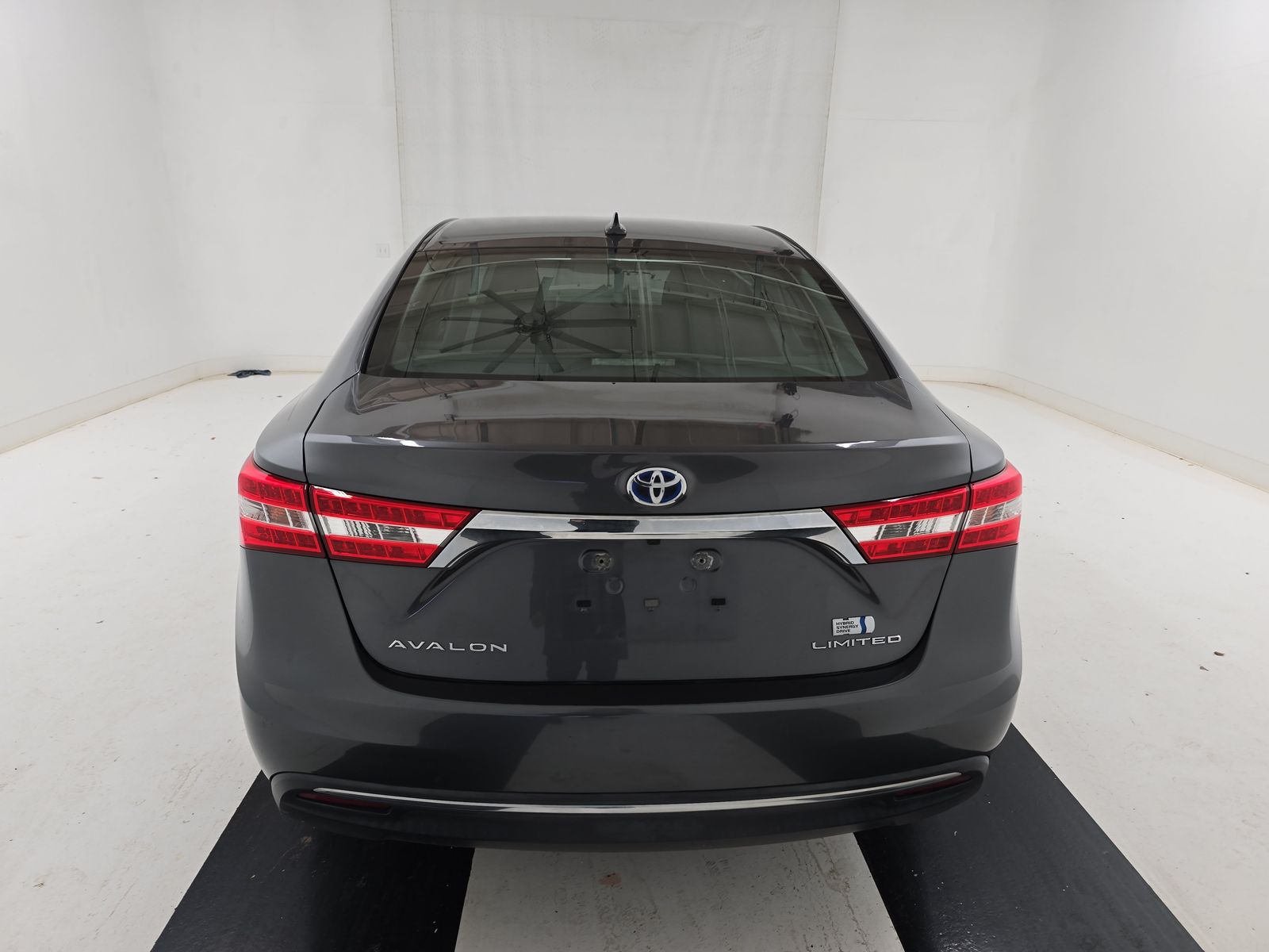 2015 Toyota Avalon Hybrid Limited FWD