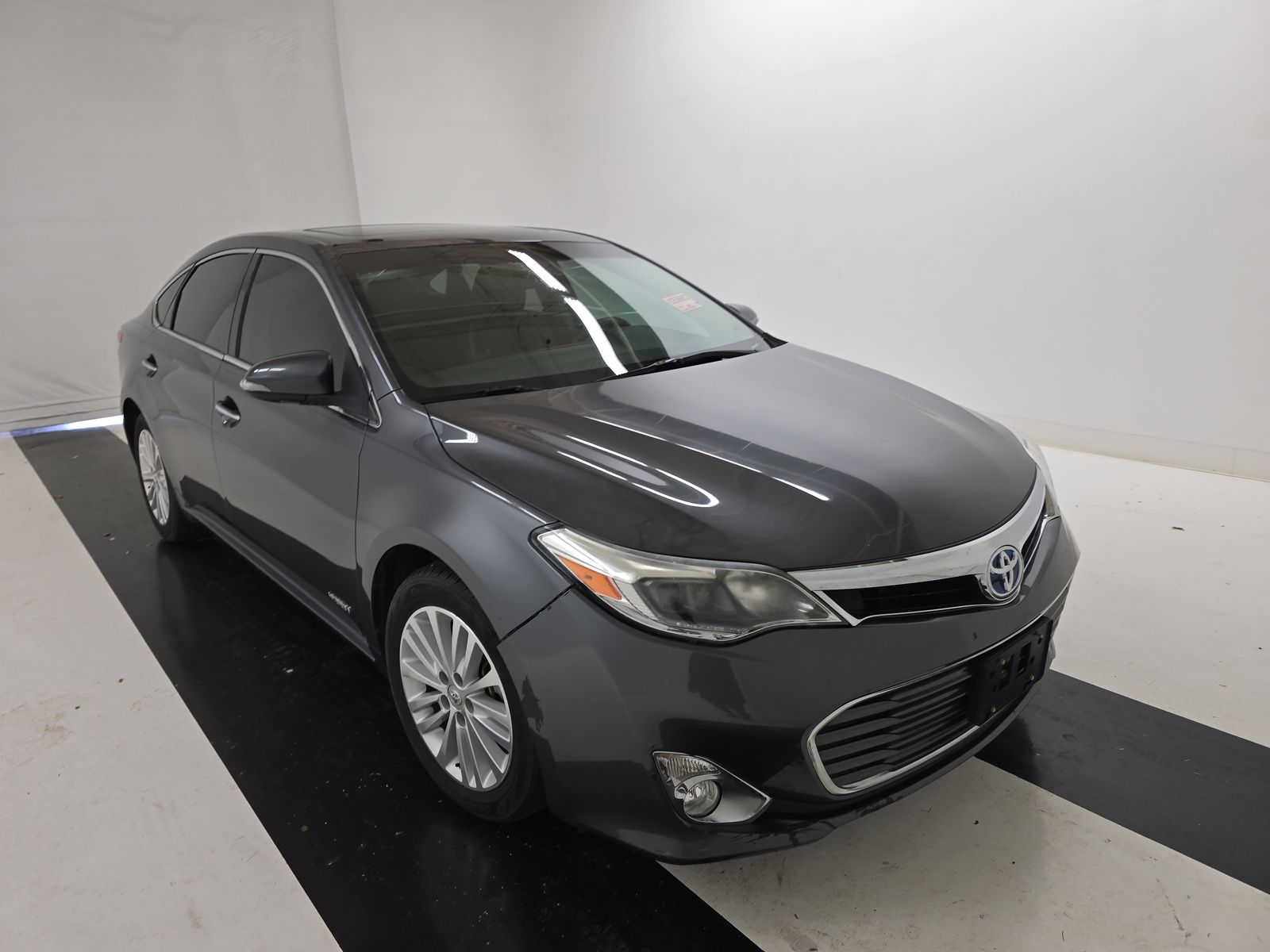 2015 Toyota Avalon Hybrid Limited FWD