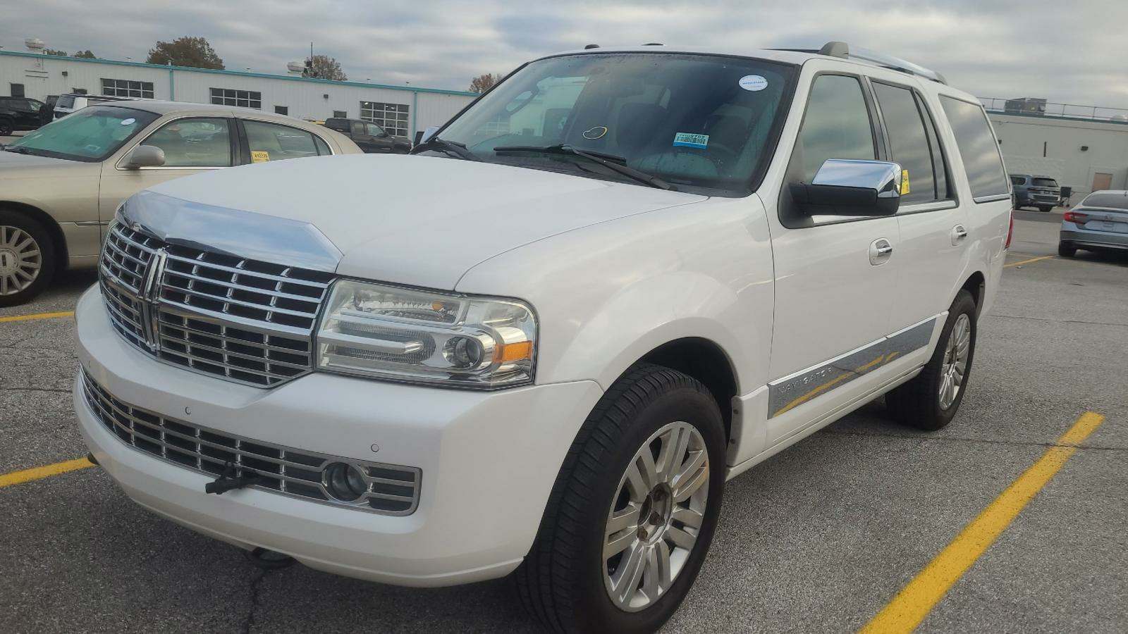 2011 Lincoln Navigator Ultimate AWD