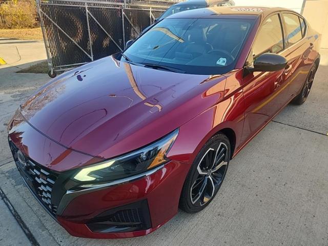 2023 Nissan Altima SR