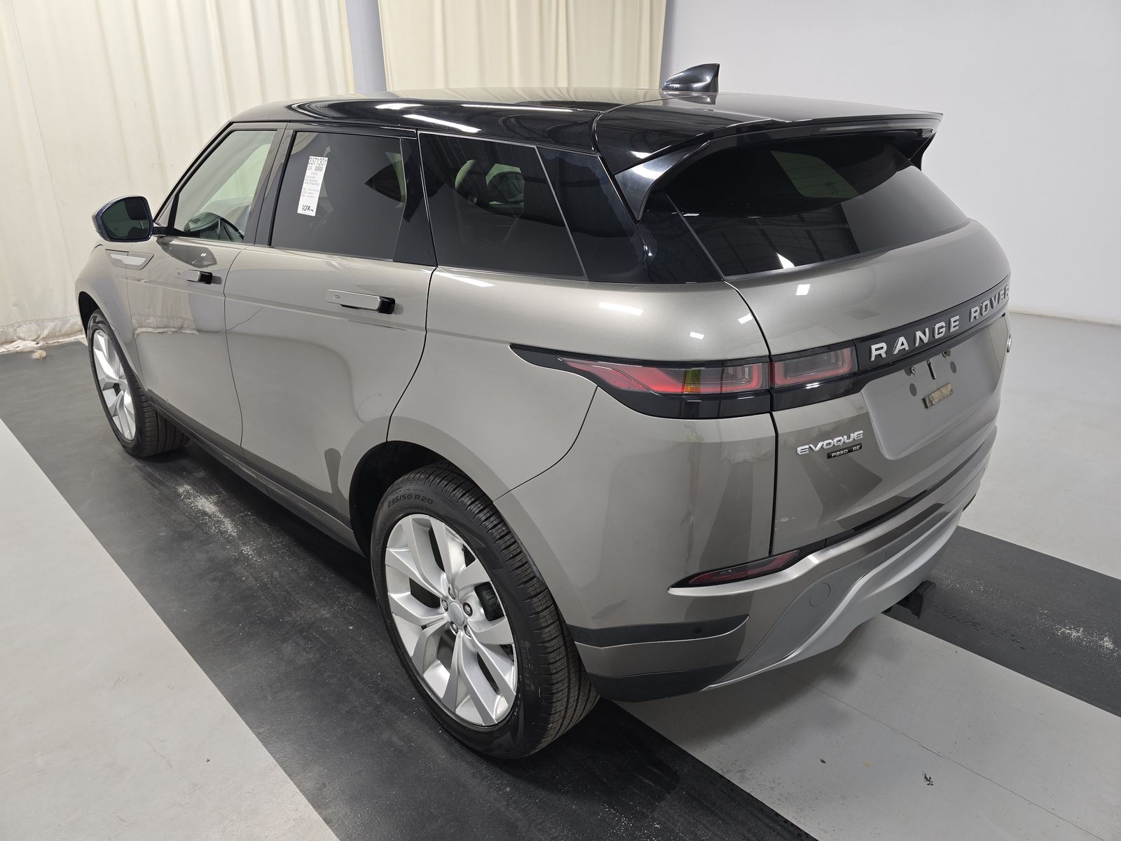 2020 Land Rover Range Rover Evoque SE AWD