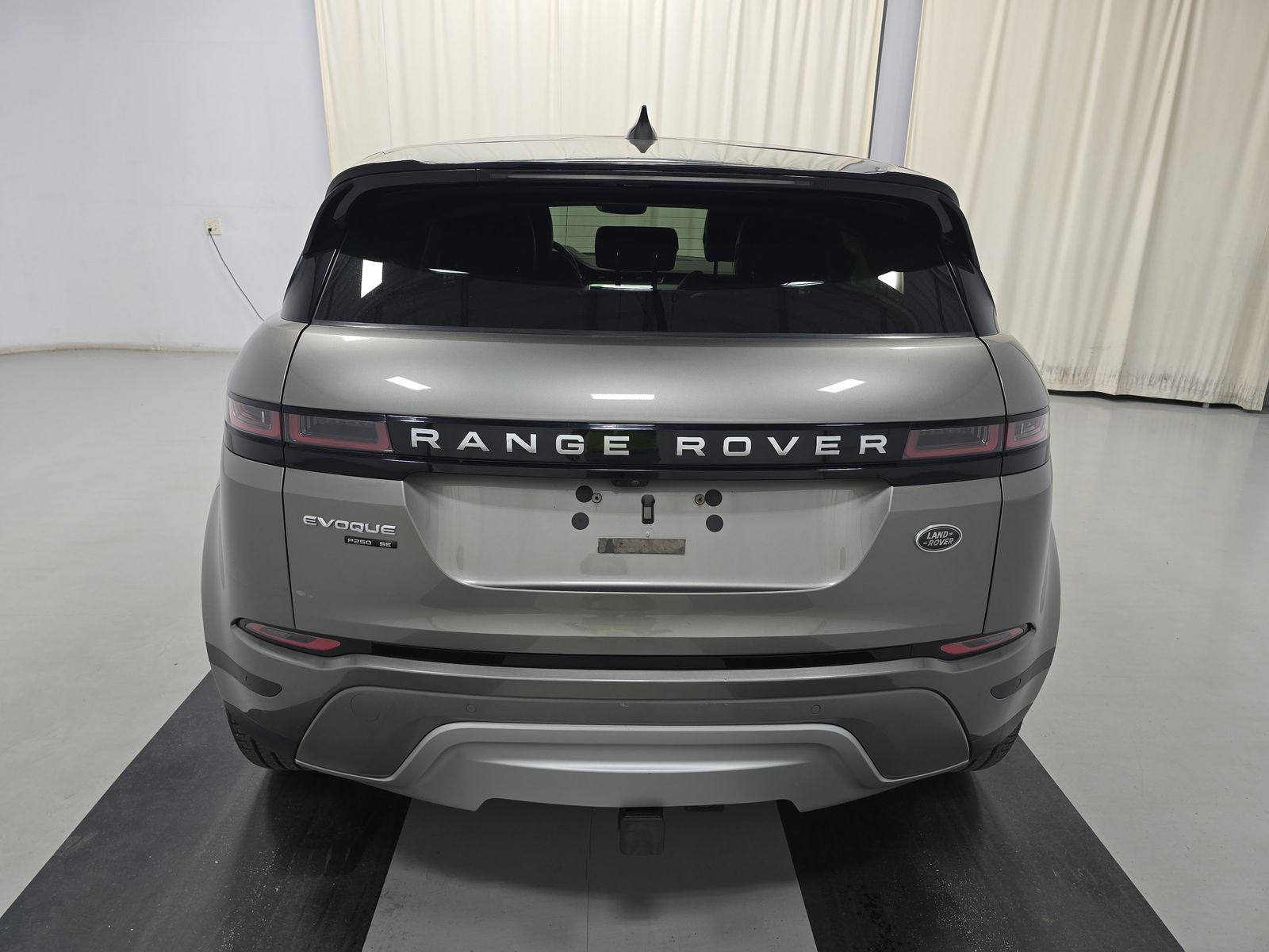 2020 Land Rover Range Rover Evoque SE AWD