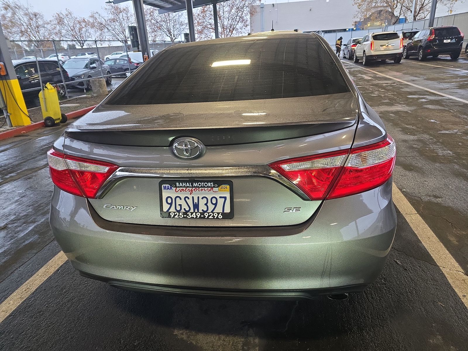 2017 Toyota Camry SE FWD