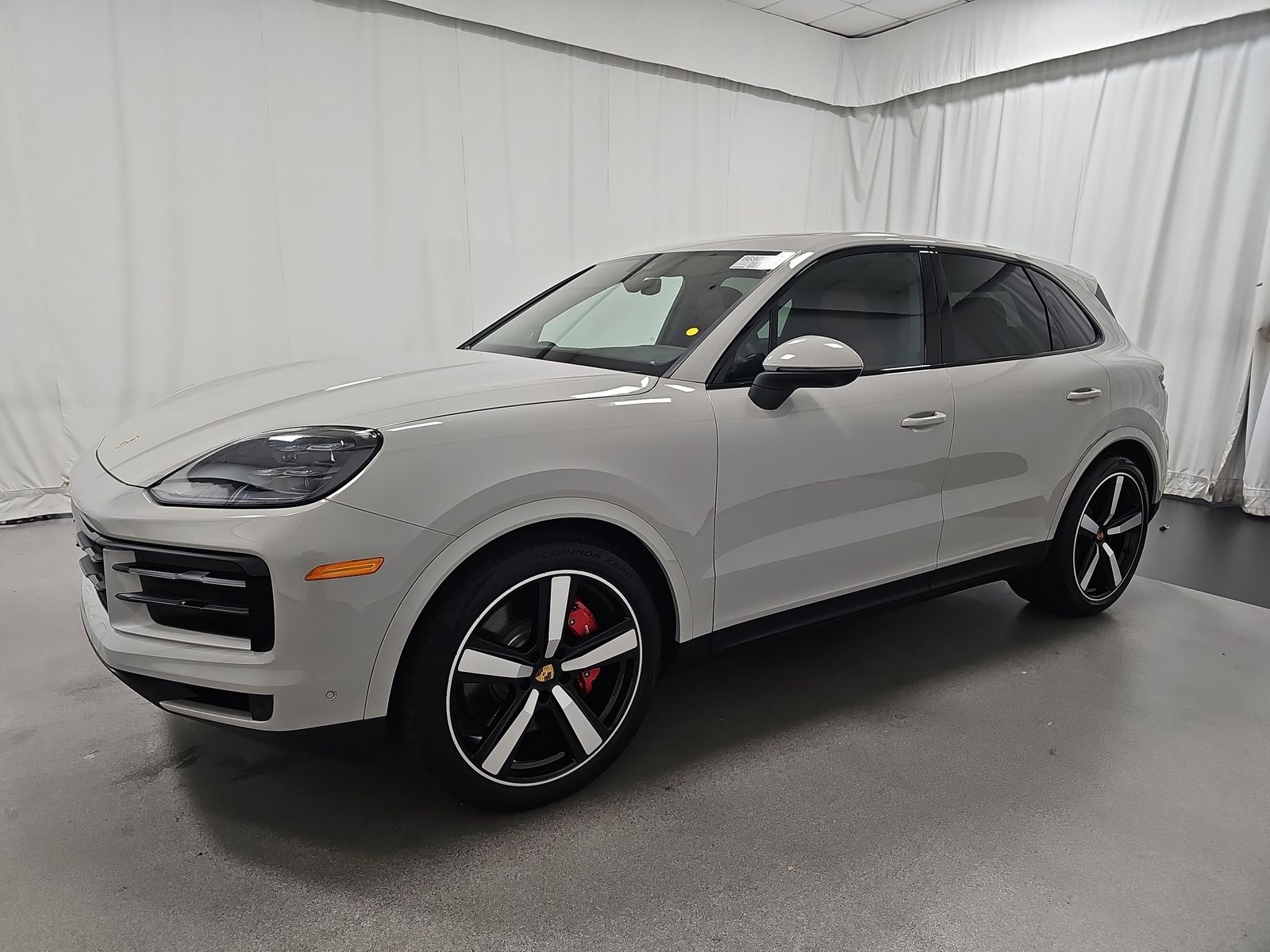 2024 Porsche Cayenne S