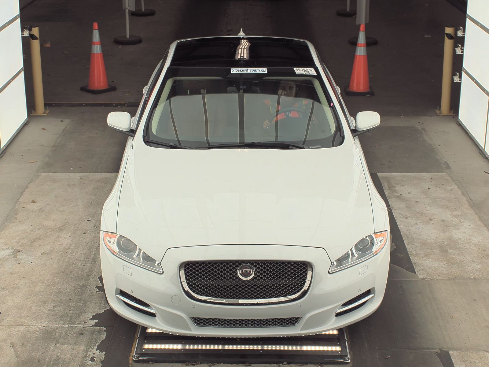 2014 Jaguar XJ Base RWD