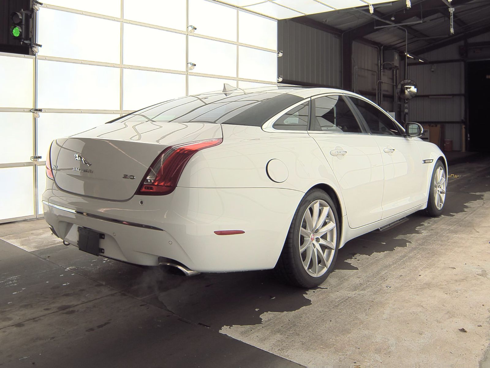 2014 Jaguar XJ Base RWD