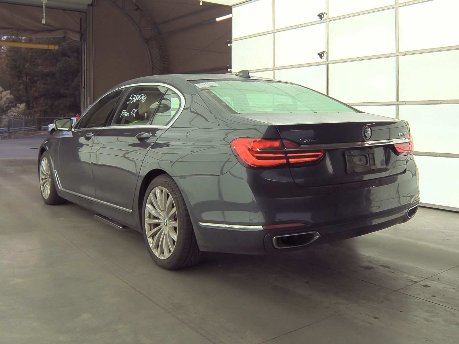 2018 BMW 7 Series 740i xDrive AWD