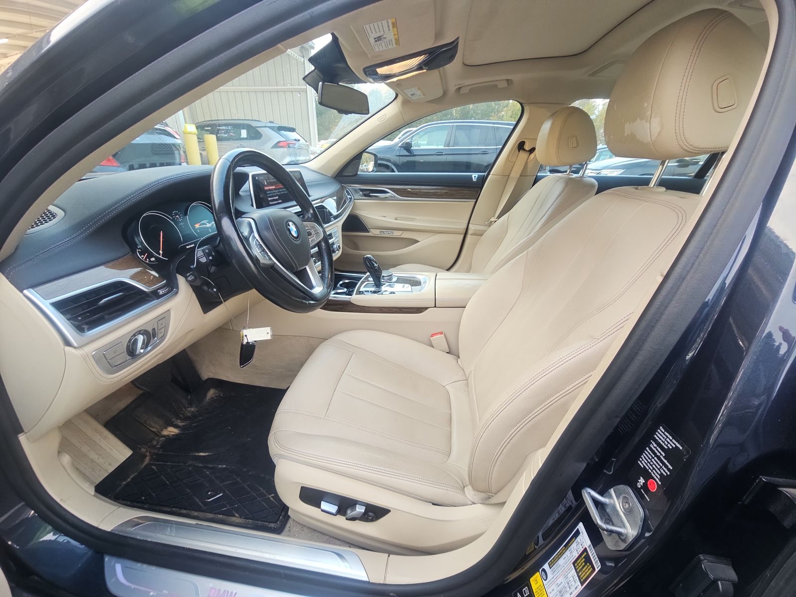 2018 BMW 7 Series 740i xDrive AWD