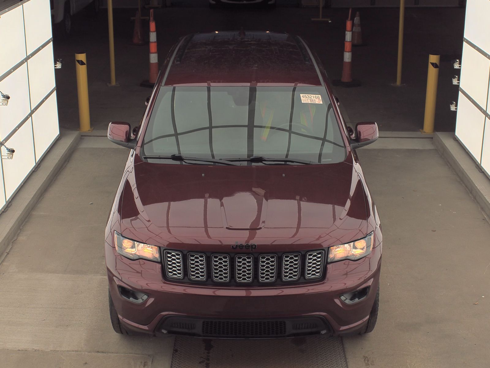 2020 Jeep Grand Cherokee Laredo Altitude Edition AWD