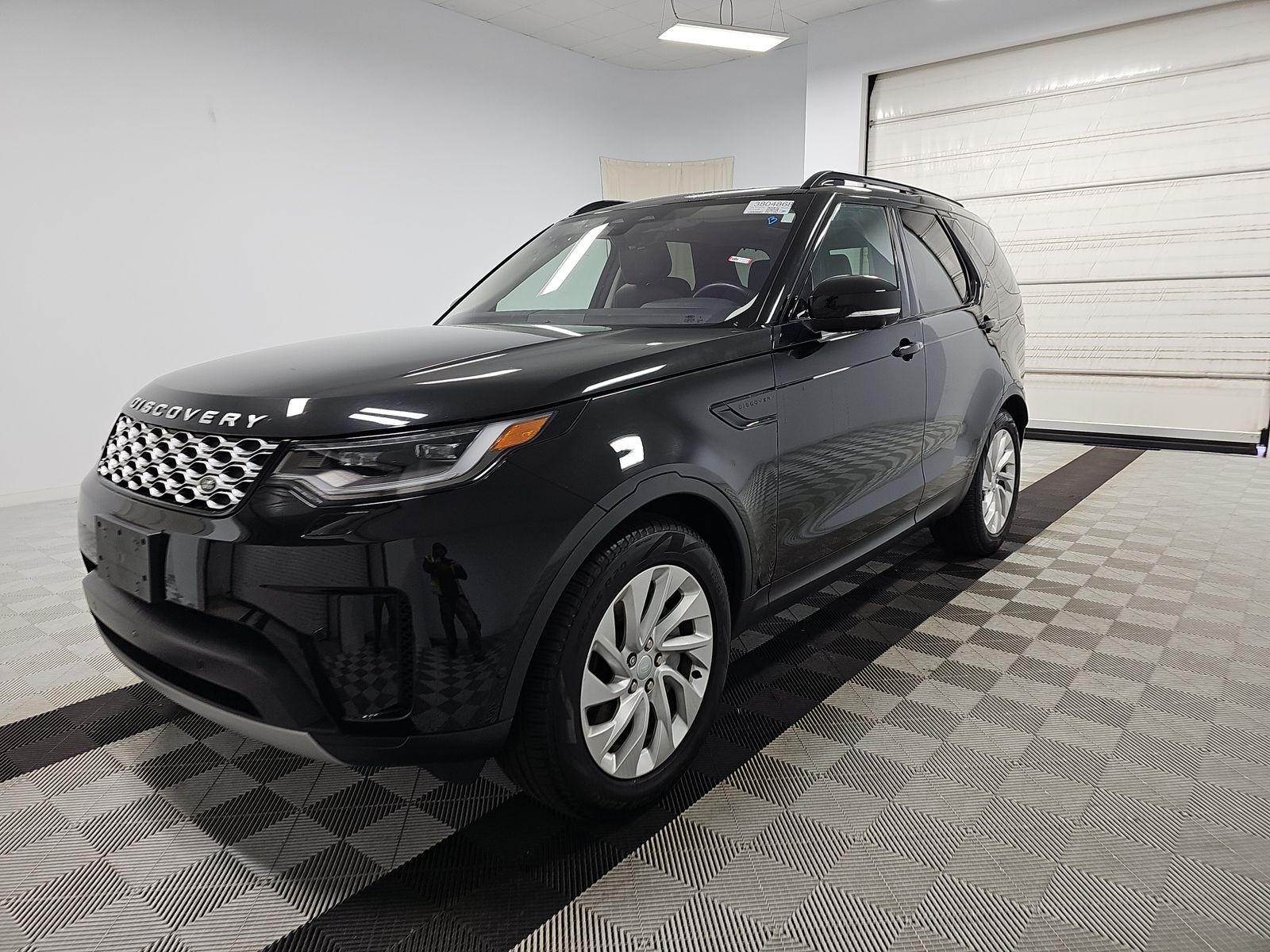 2021 Land Rover Discovery S