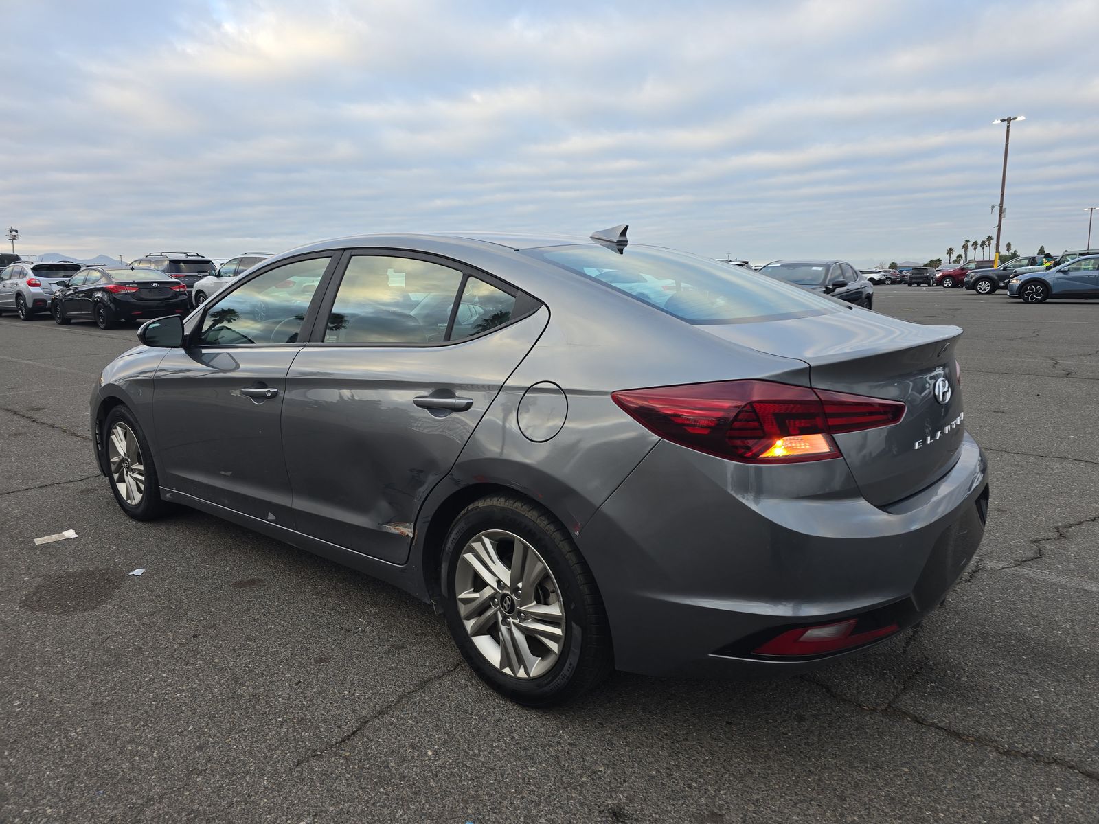 2019 Hyundai Elantra SEL FWD