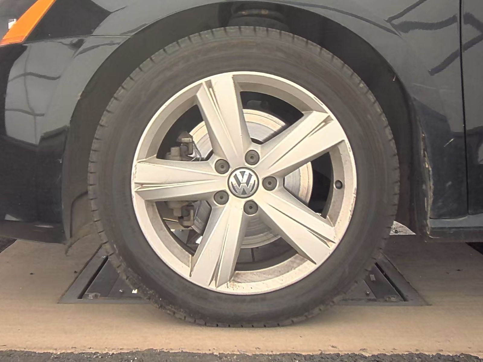 2013 Volkswagen Passat 2.5L SE FWD