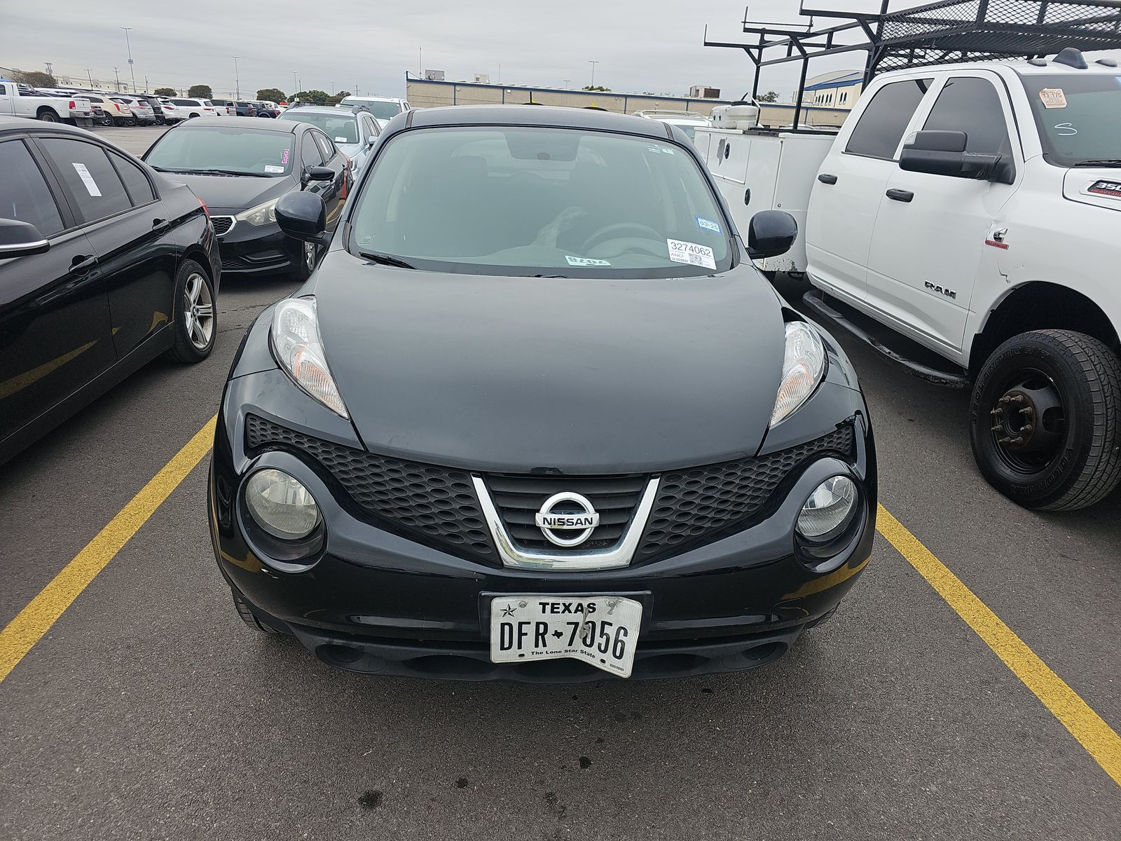 2014 Nissan JUKE S FWD