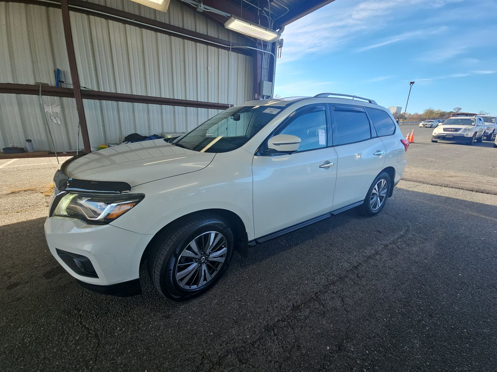 2017 Nissan Pathfinder SL