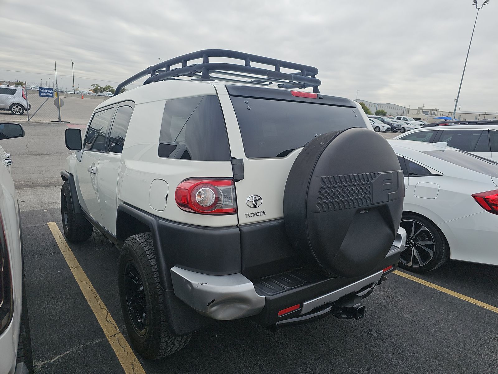 2012 Toyota FJ Cruiser Base RWD