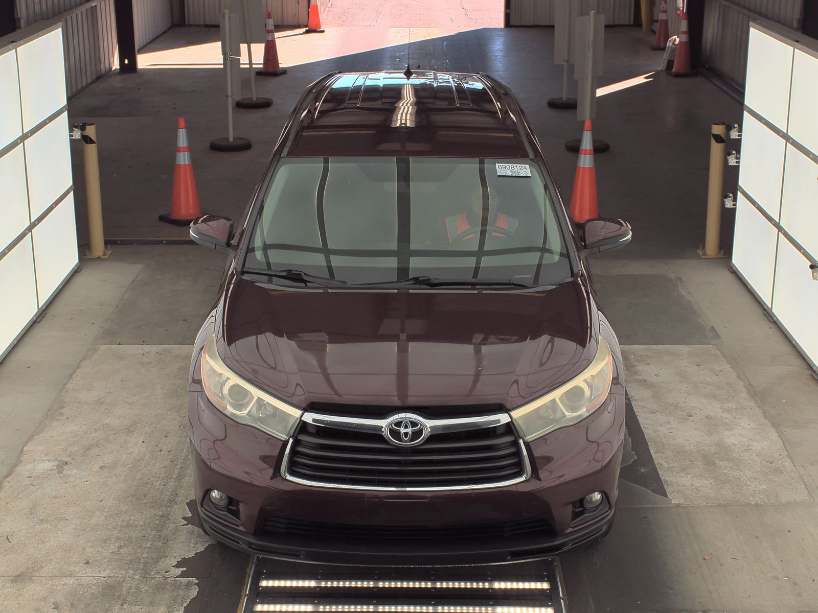 2015 Toyota Highlander LE Plus FWD