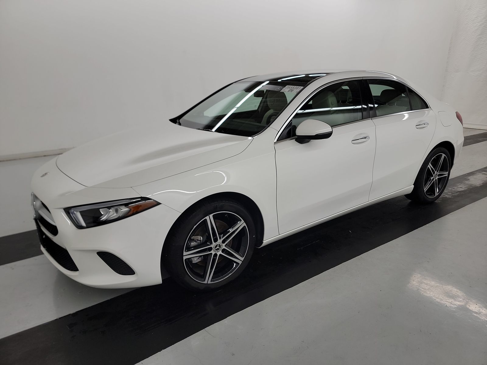 2021 Mercedes-Benz A 220 4MATIC