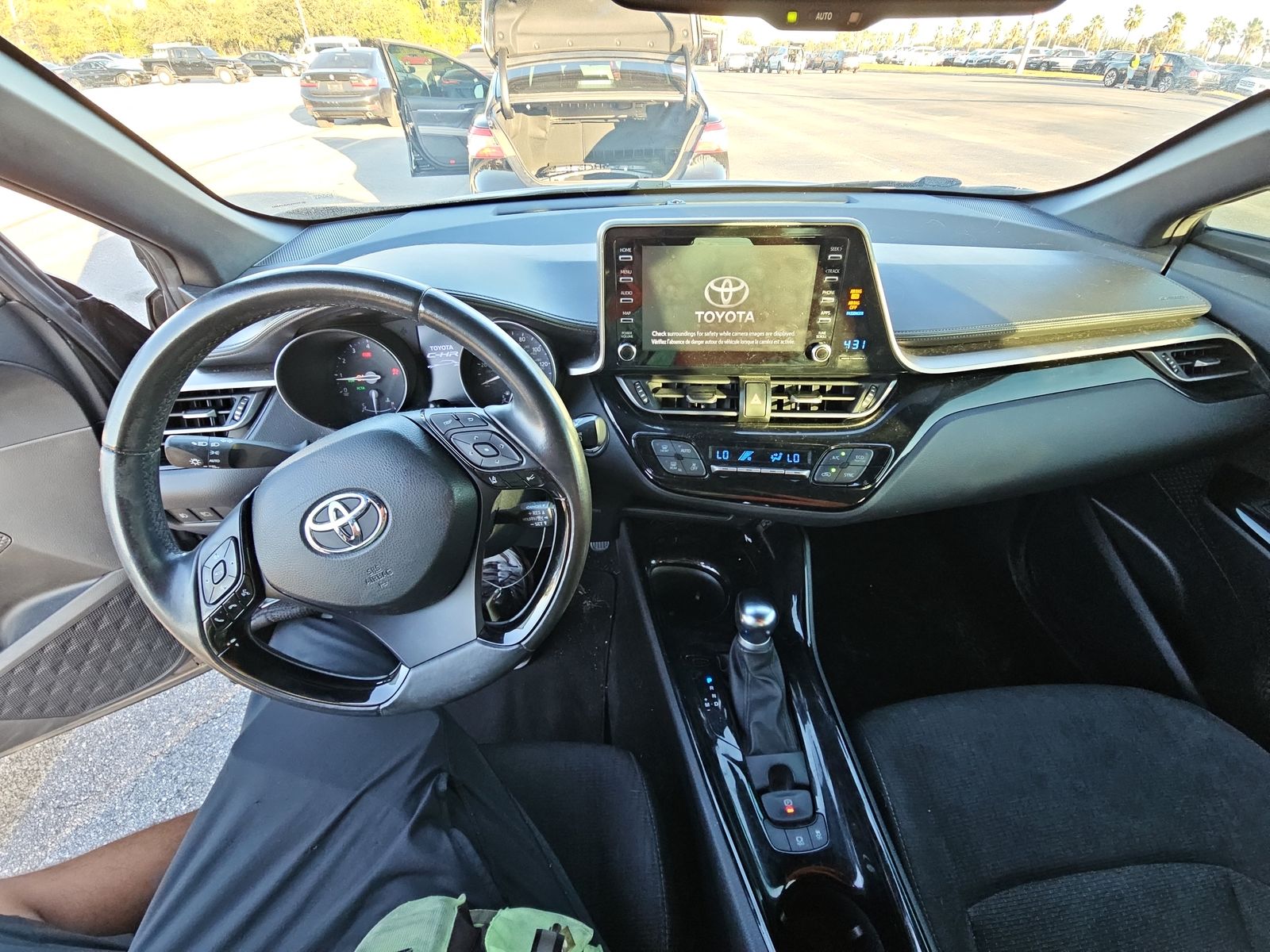 2019 Toyota C-HR XLE FWD