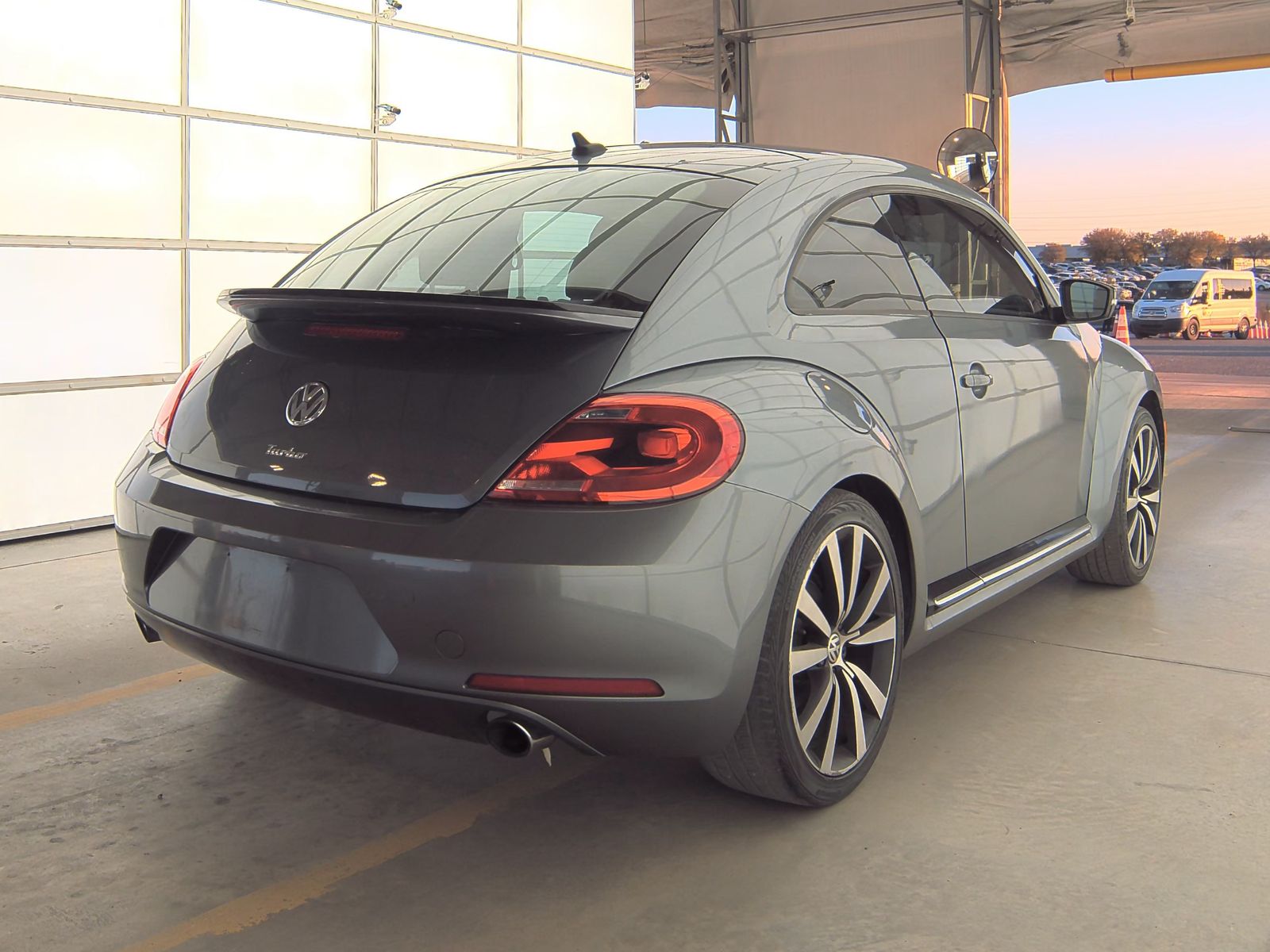 2012 Volkswagen Beetle 2.0T Turbo FWD