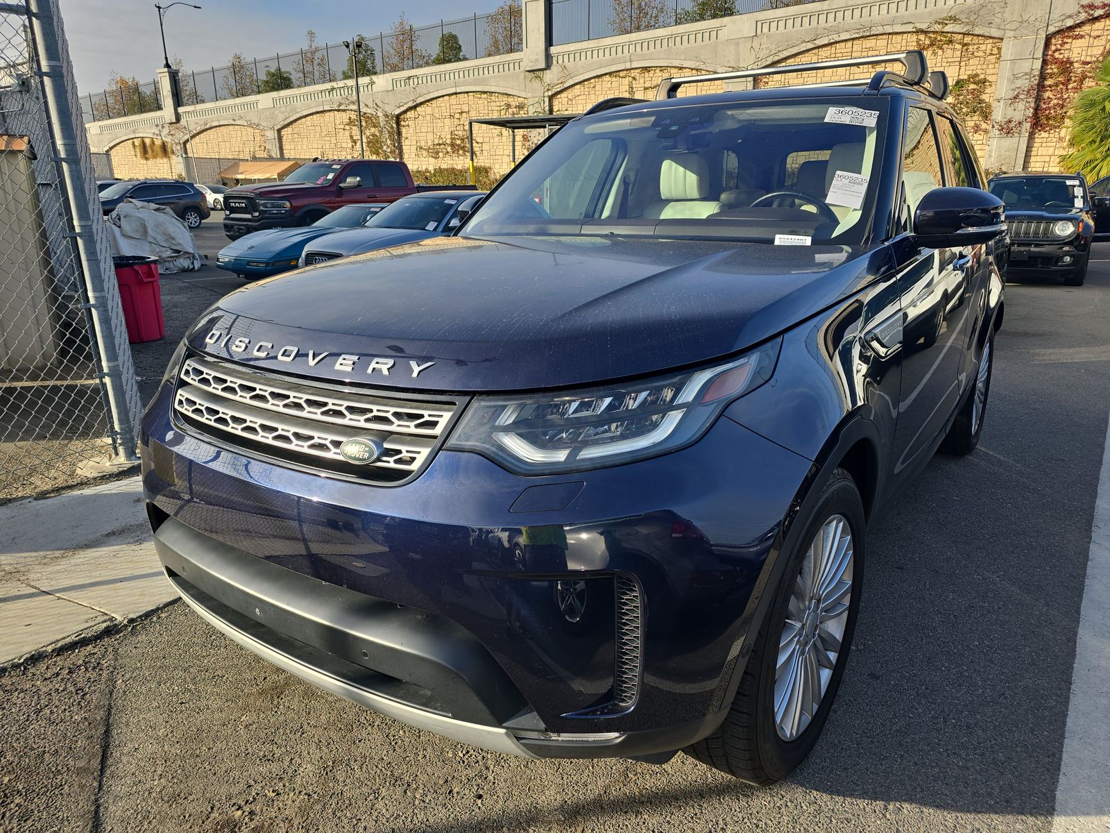 2017 Land Rover Discovery HSE Luxury