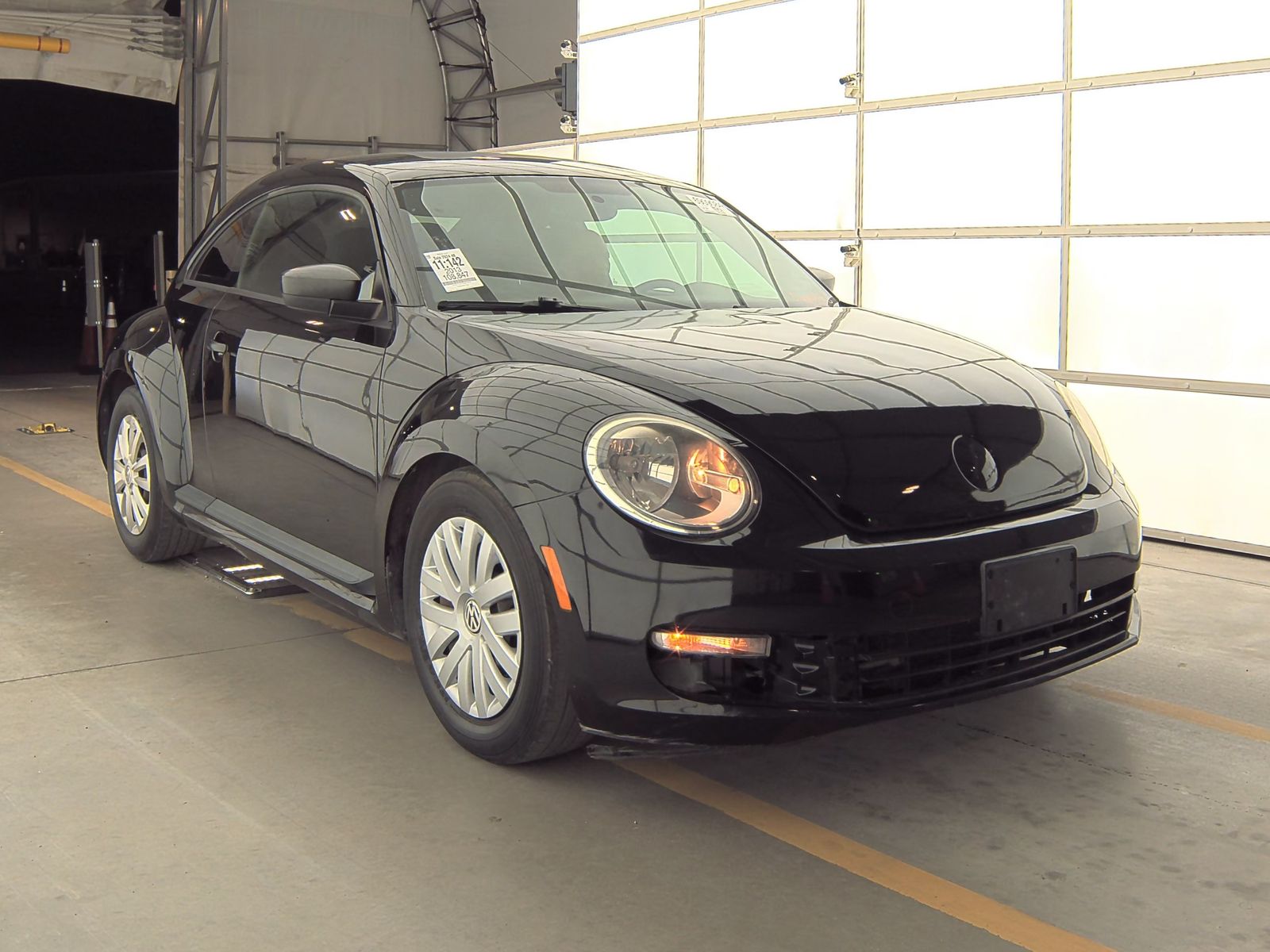 2013 Volkswagen Beetle 2.5L FWD