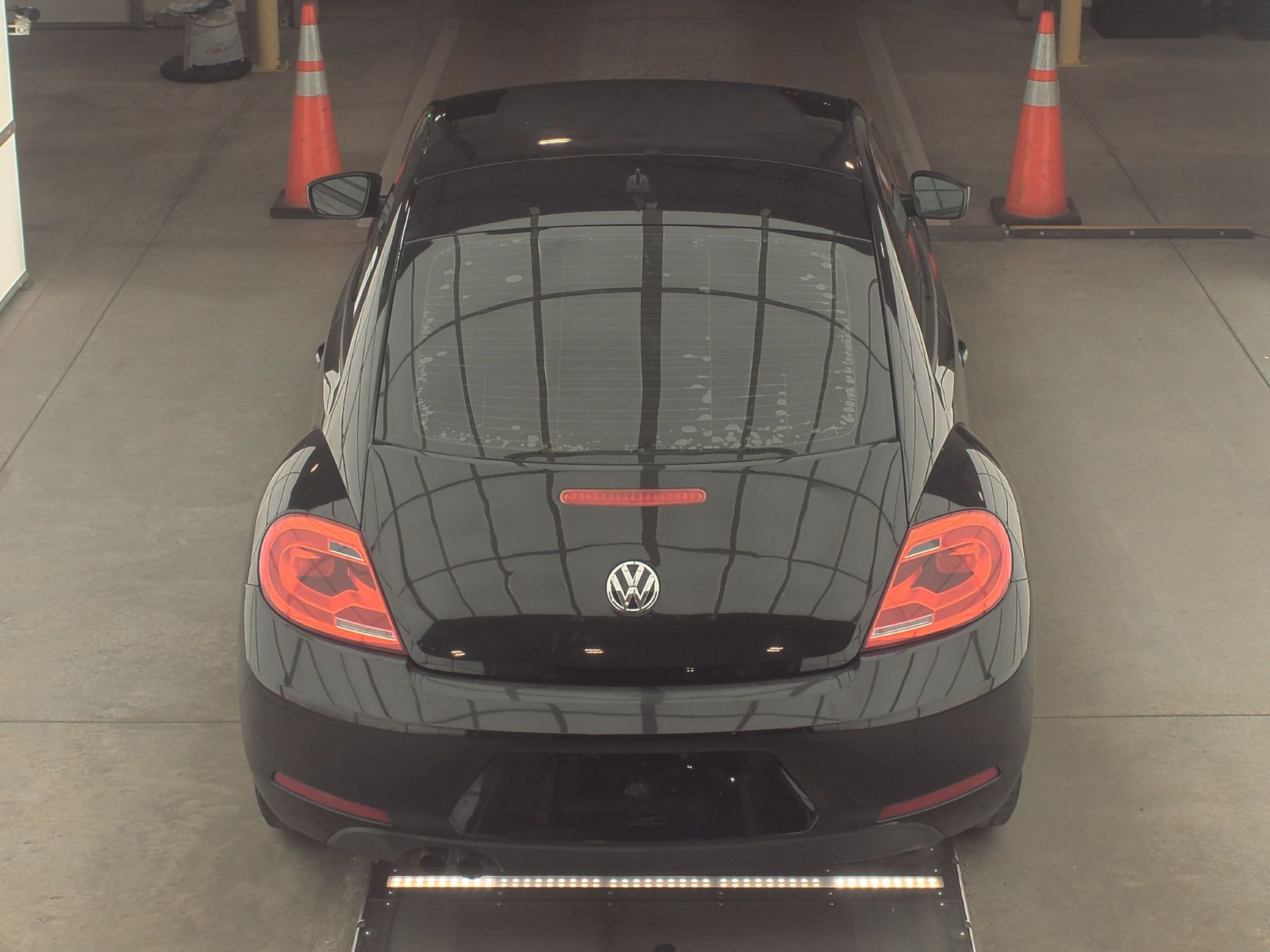 2013 Volkswagen Beetle 2.5L FWD