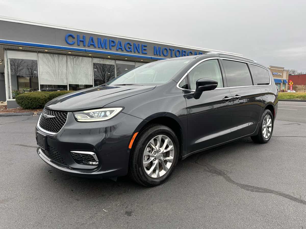 2021 Chrysler Pacifica Touring L 121.6