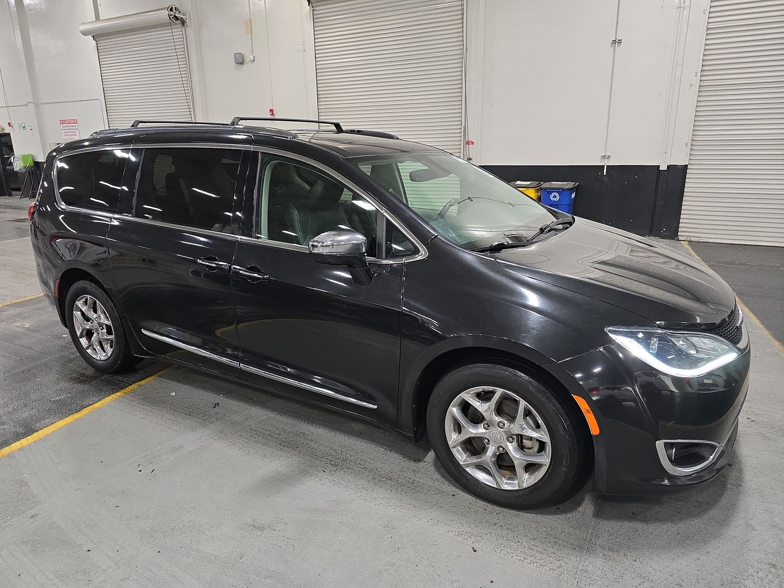 2018 Chrysler Pacifica Limited FWD