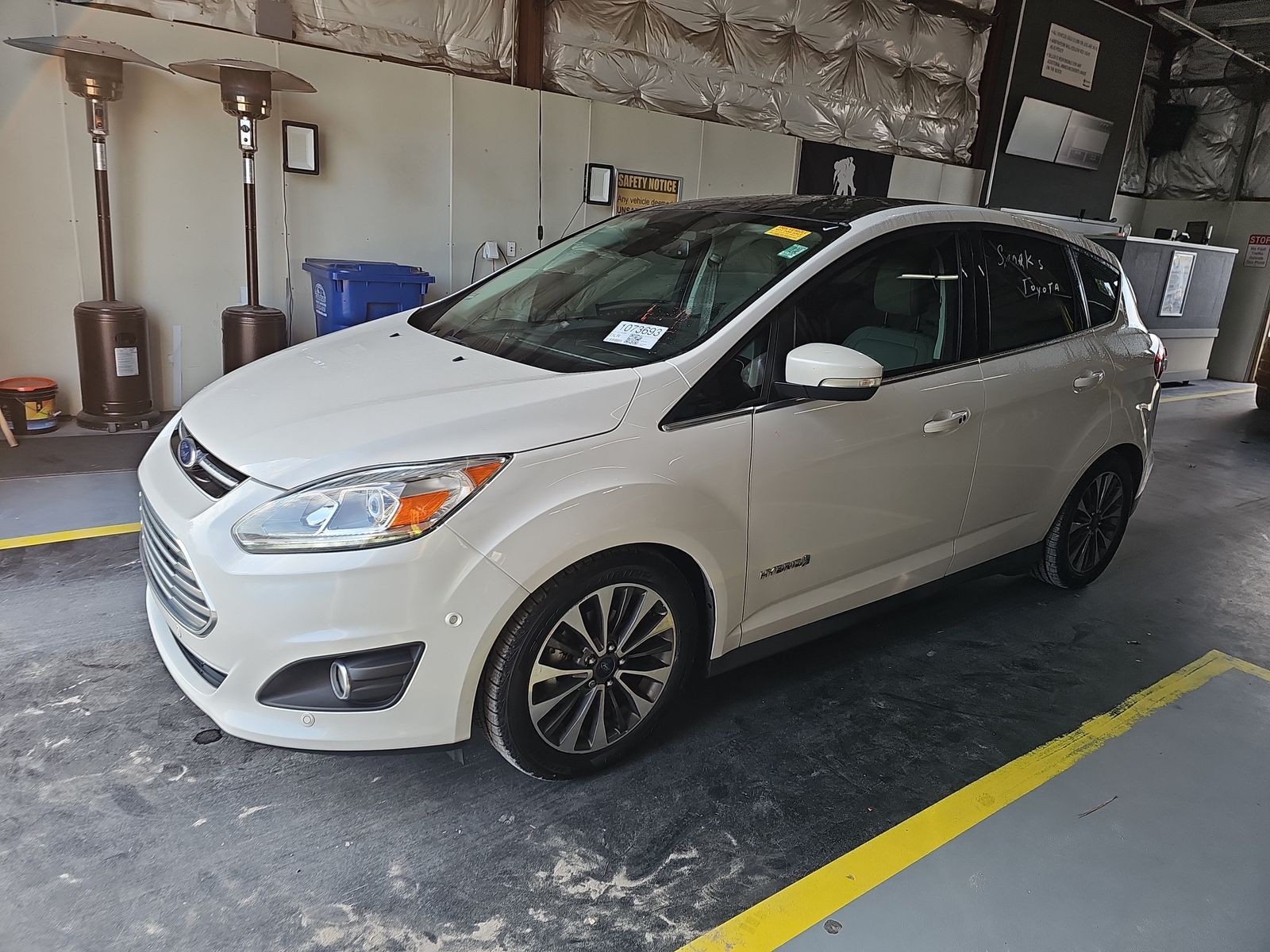 2018 Ford C-MAX Hybrid Titanium FWD