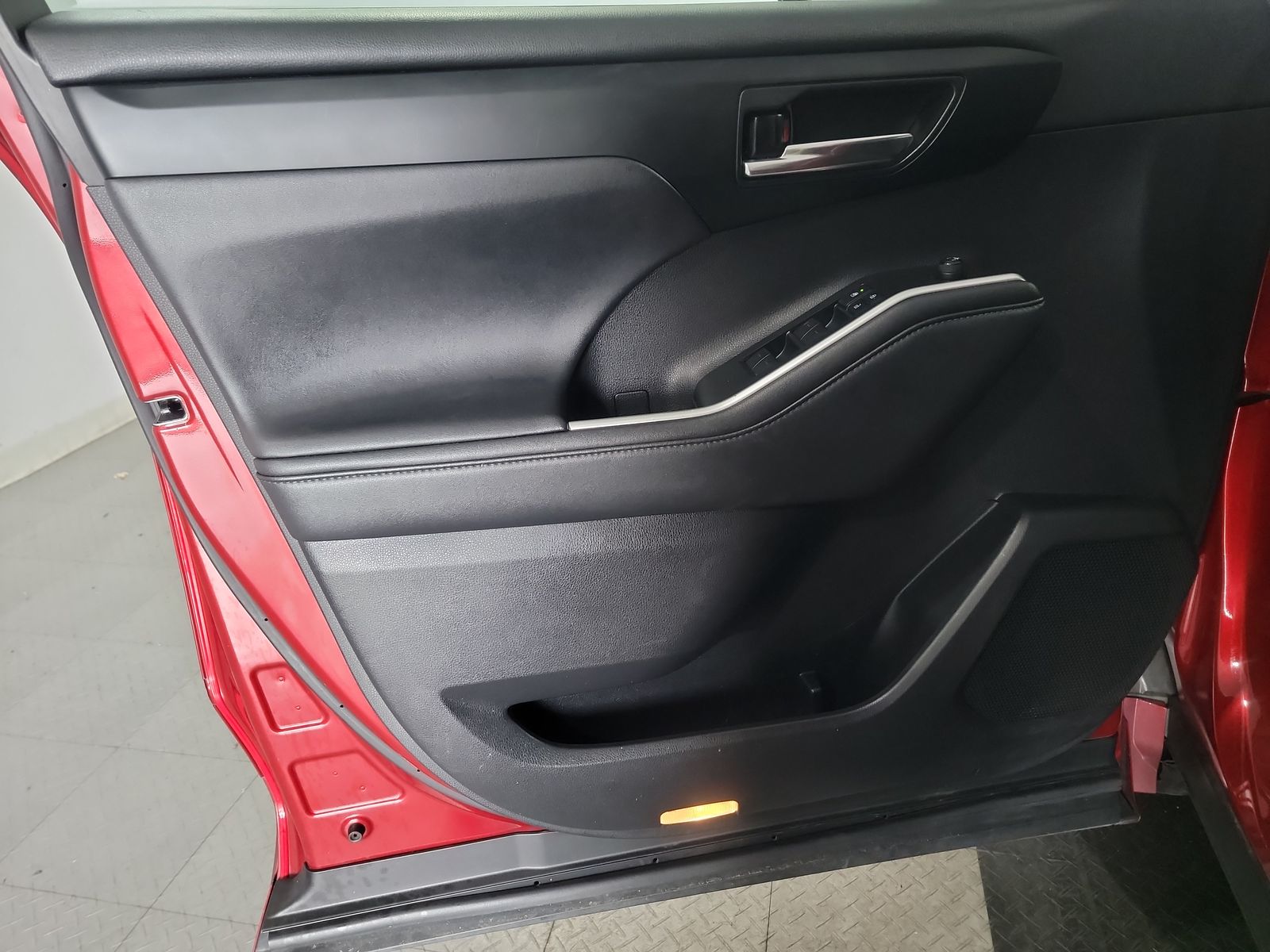 2021 Toyota Highlander Hybrid XLE AWD