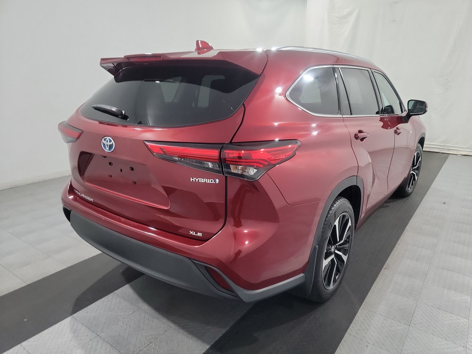 2021 Toyota Highlander Hybrid XLE AWD