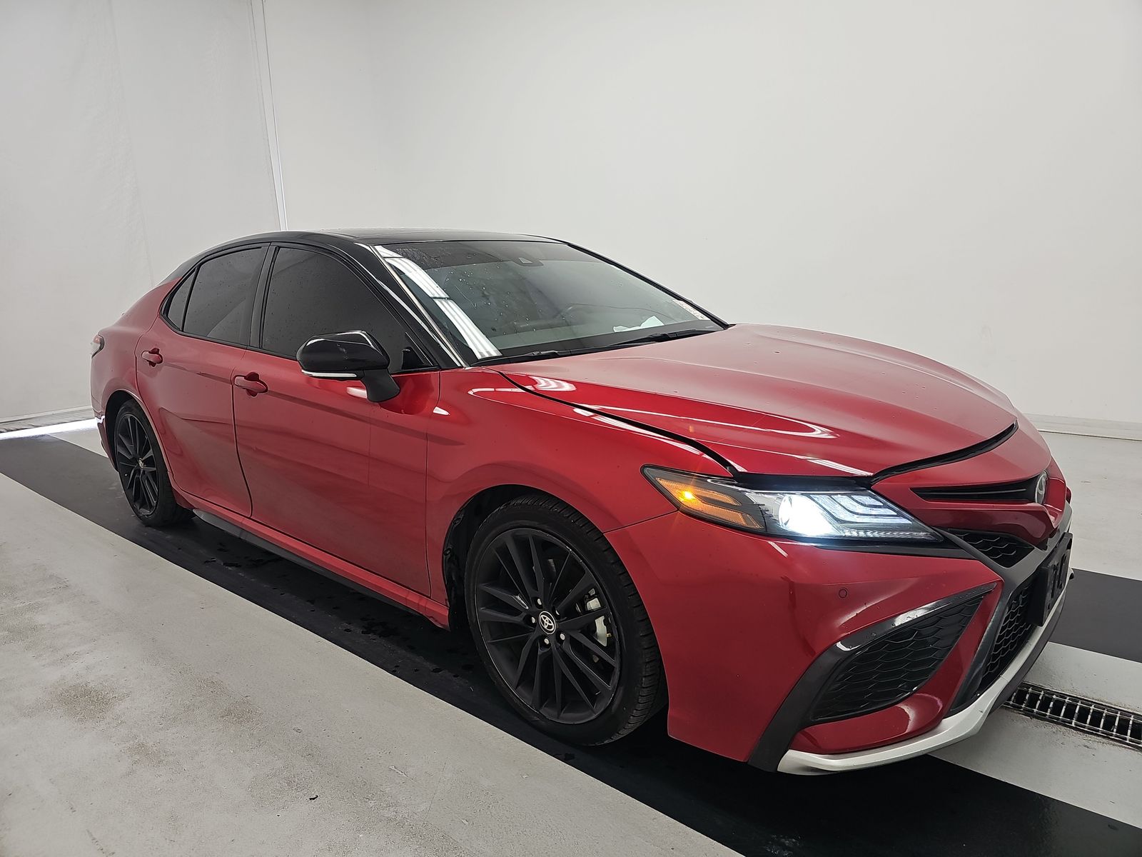 2021 Toyota Camry XSE FWD