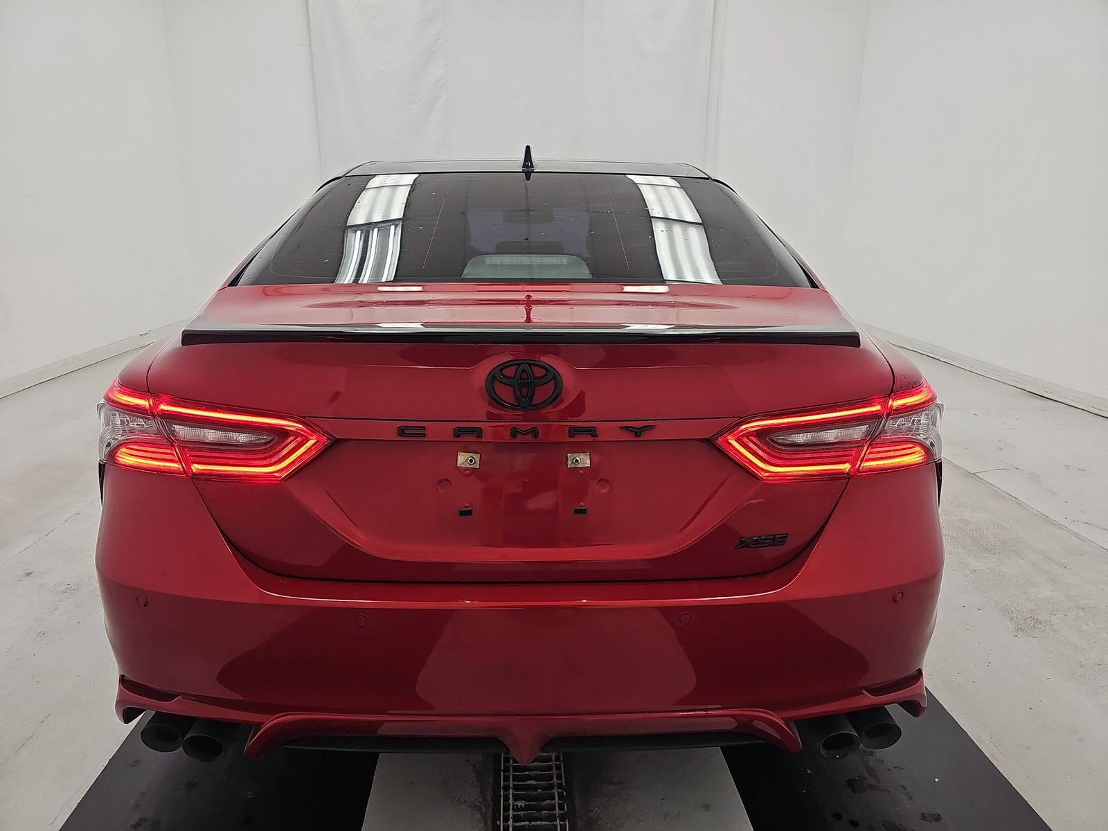 2021 Toyota Camry XSE FWD