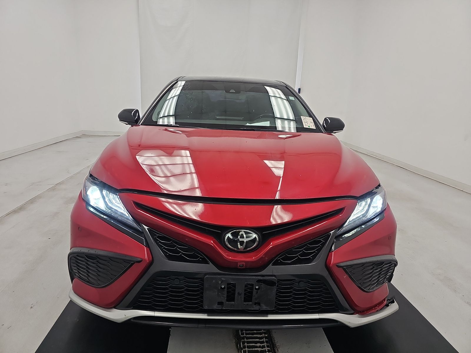 2021 Toyota Camry XSE FWD