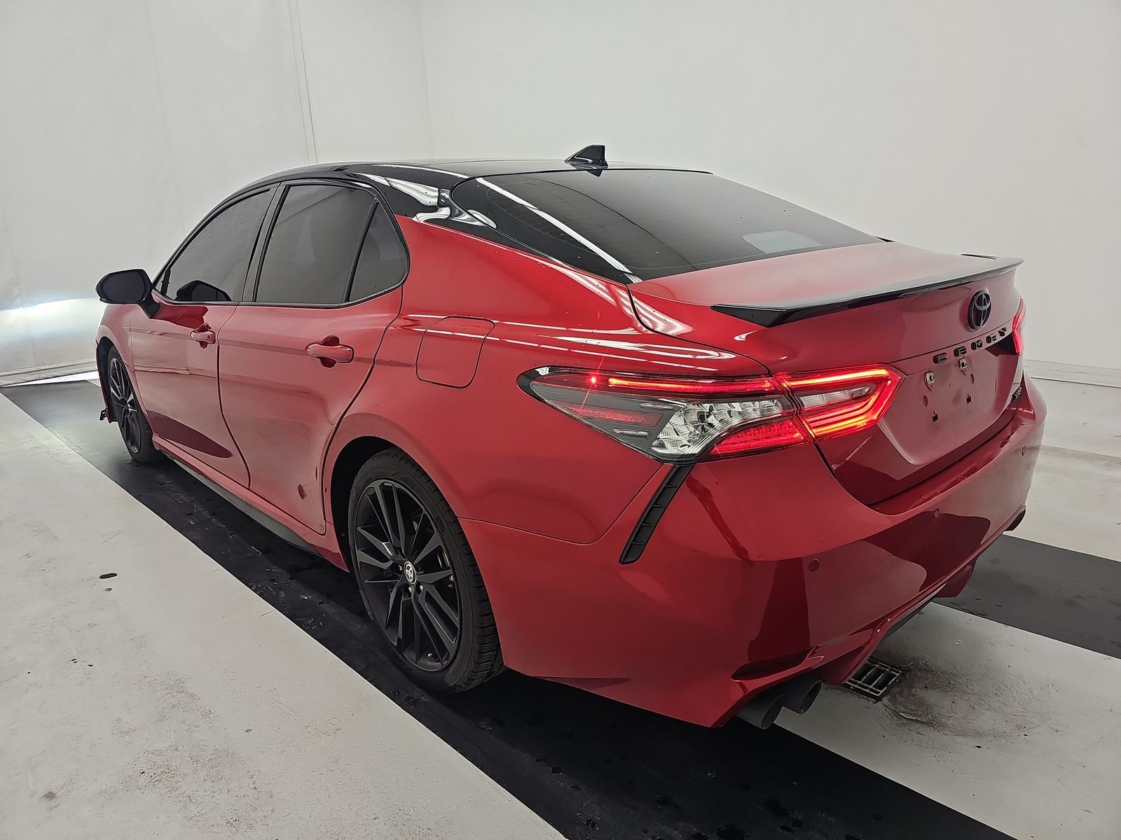2021 Toyota Camry XSE FWD