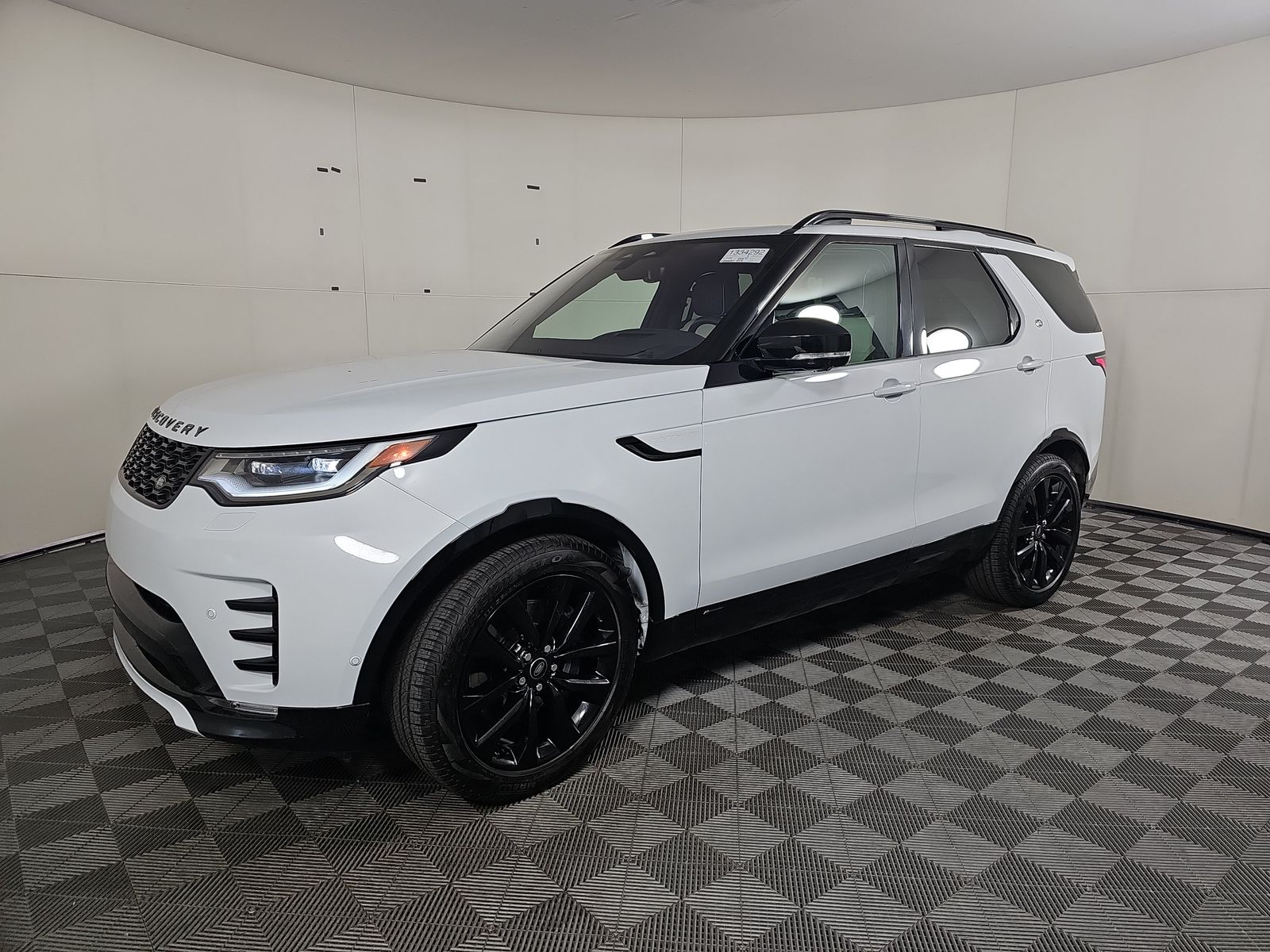 2022 Land Rover Discovery HSE R-Dynamic