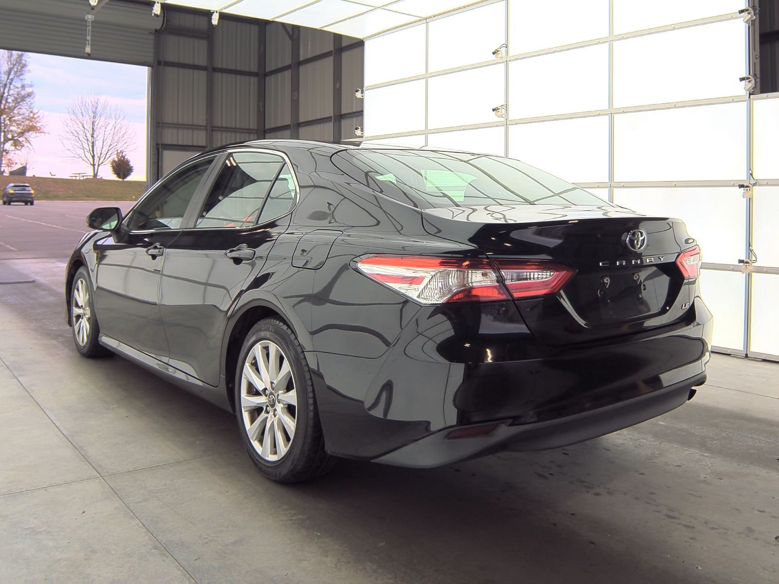 2018 Toyota Camry LE FWD